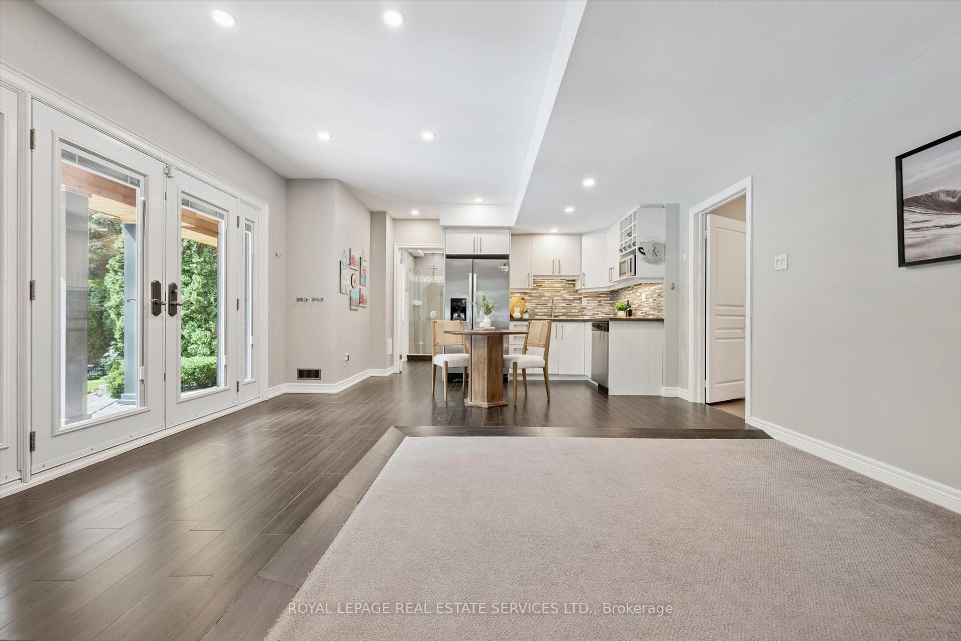 Photo 27 of 1036 Valley Crest Circle, Oakville, River Oaks — HOMEH