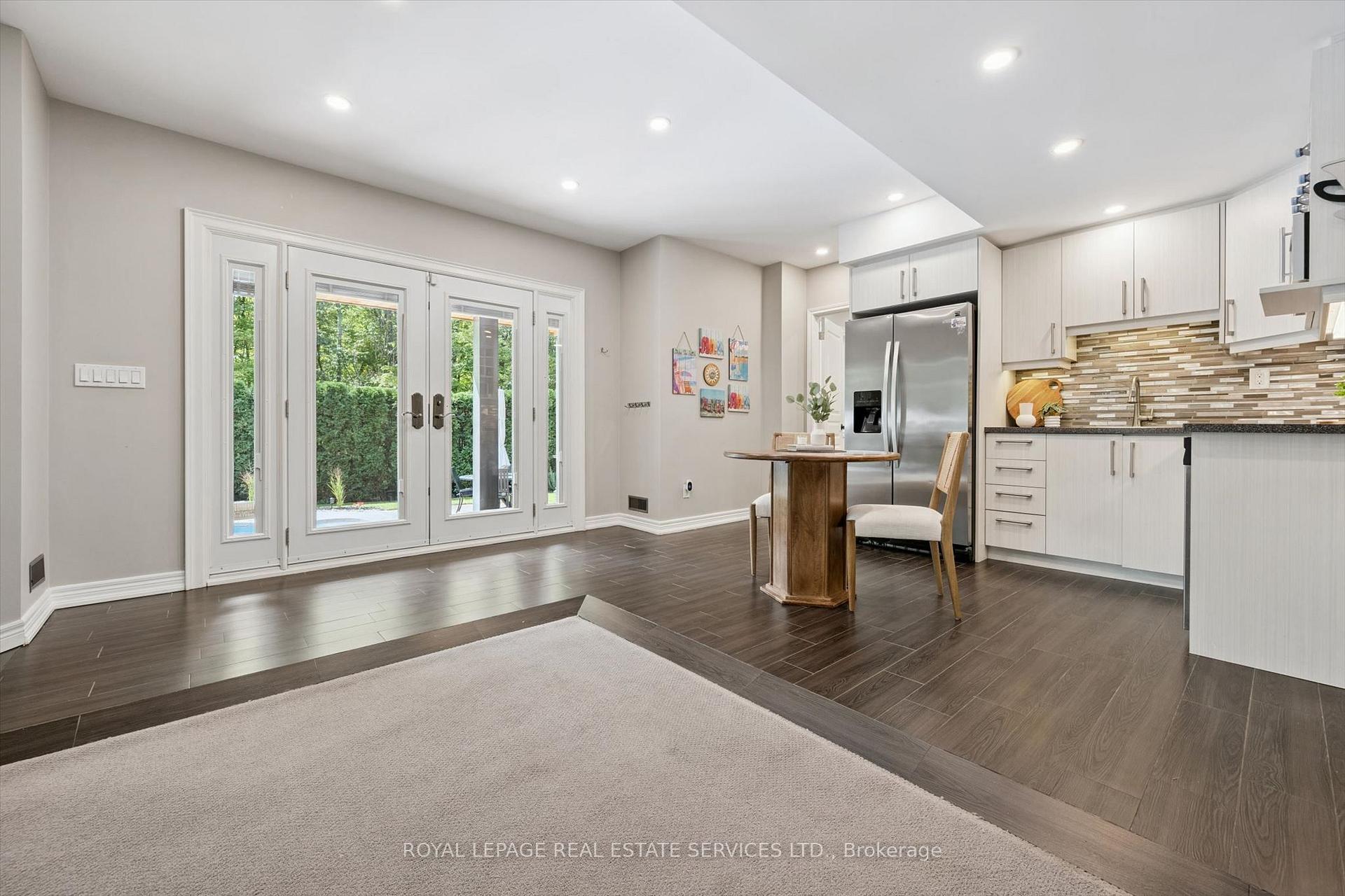Photo 31 of 1036 Valley Crest Circle, Oakville, River Oaks — HOMEH