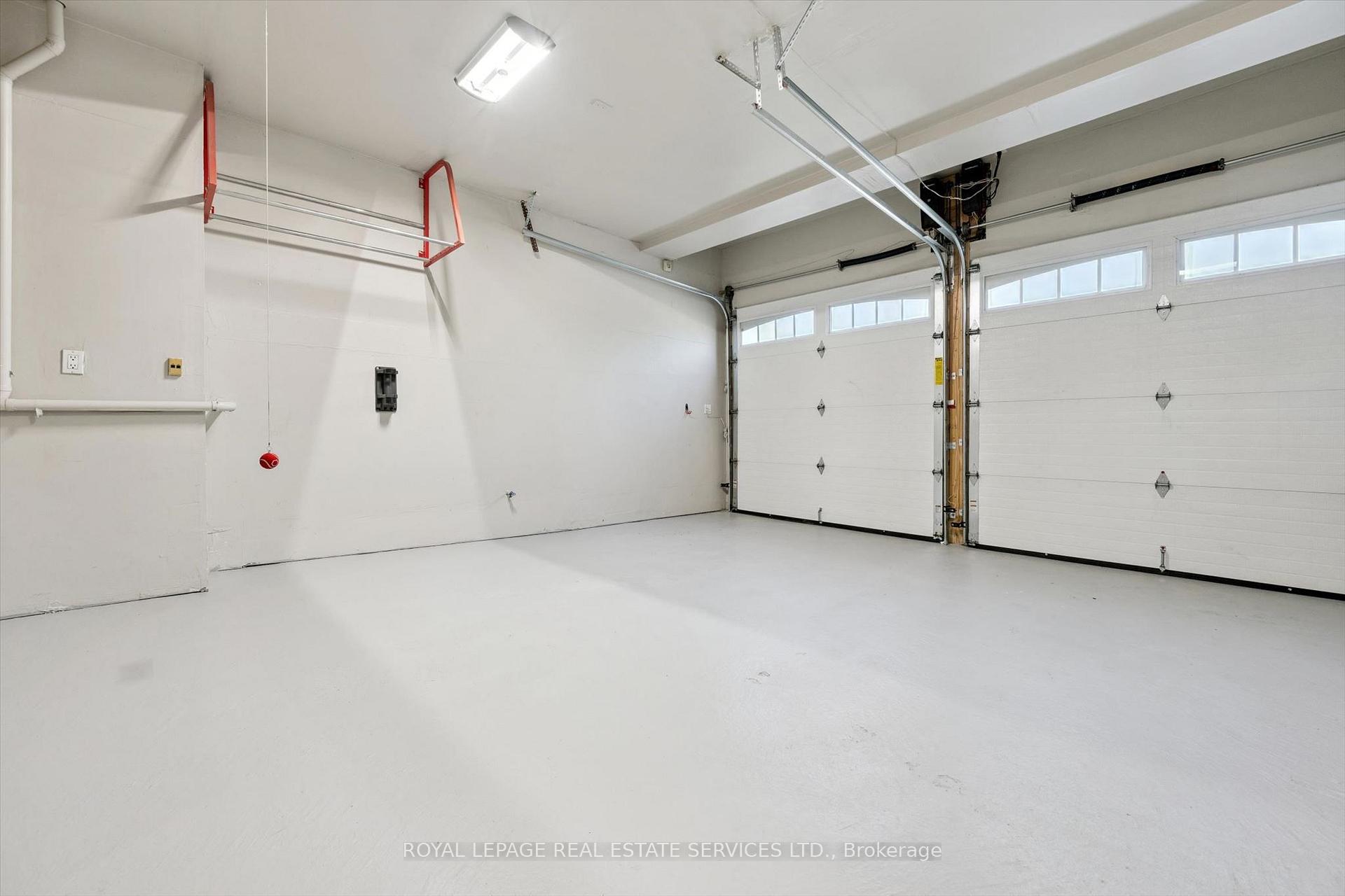 Photo 35 of 1036 Valley Crest Circle, Oakville, River Oaks — HOMEH