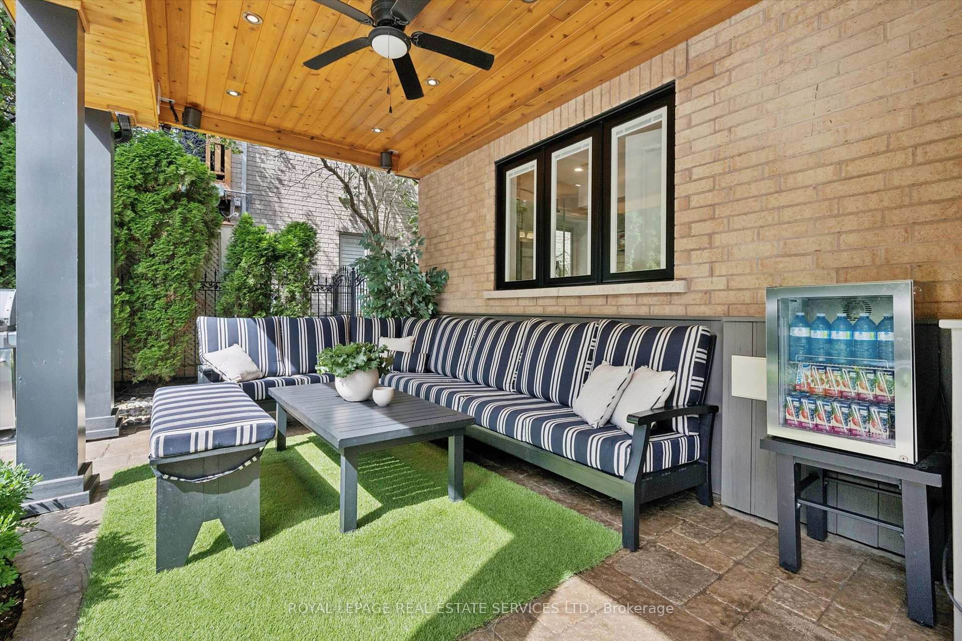 Photo 36 of 1036 Valley Crest Circle, Oakville, River Oaks — HOMEH