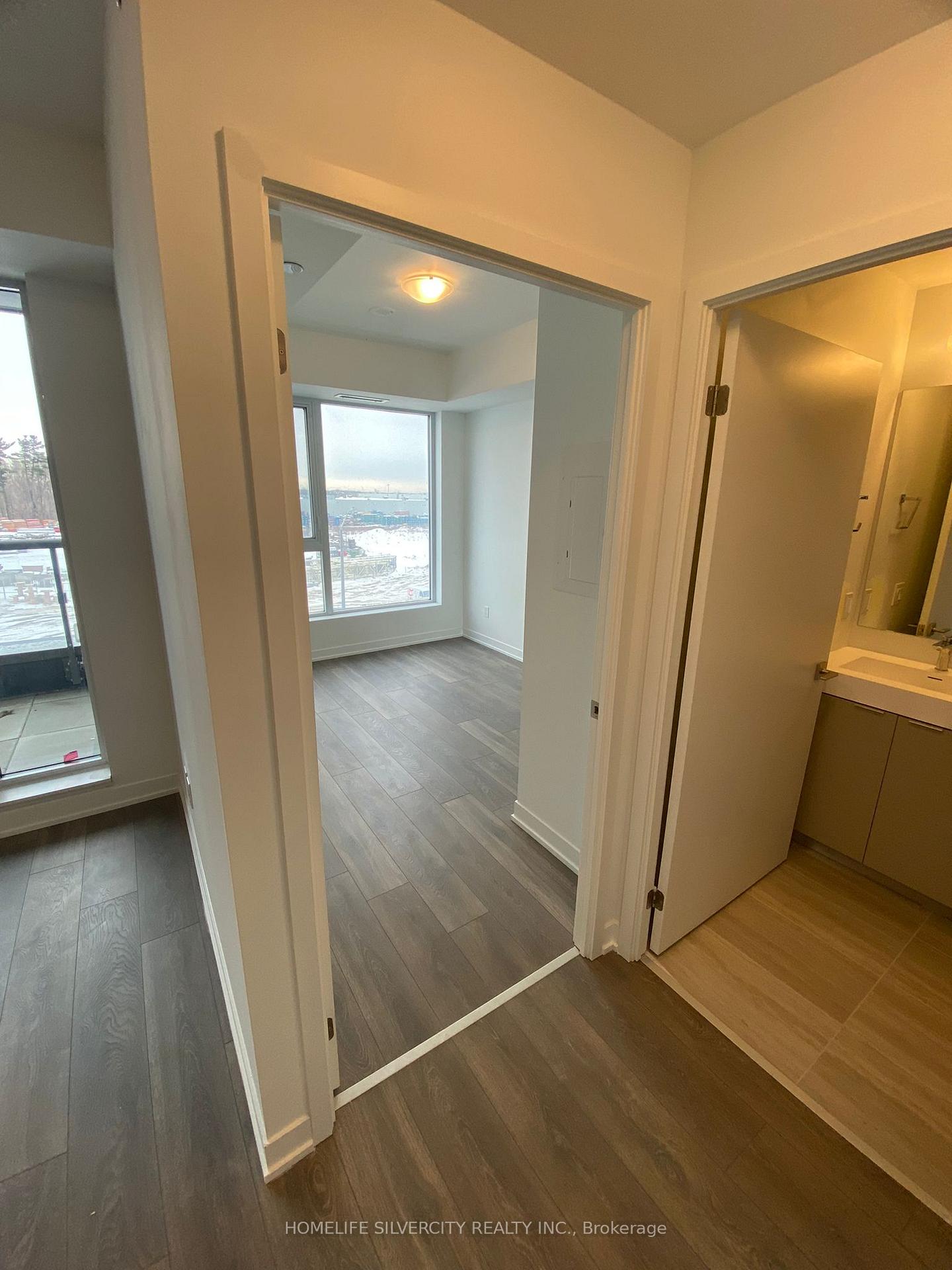 Photo 5 of Unit 313, 474 Caldari Road, Vaughan, Concord — HOMEH