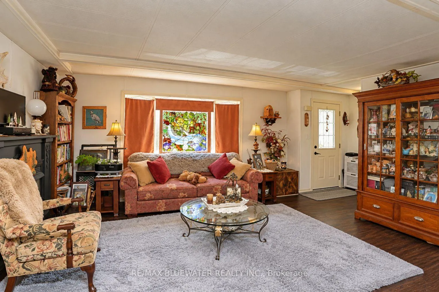 Photo 4 of 35 Pebble Beach Parkway, South Huron, Stephen — HOMEH