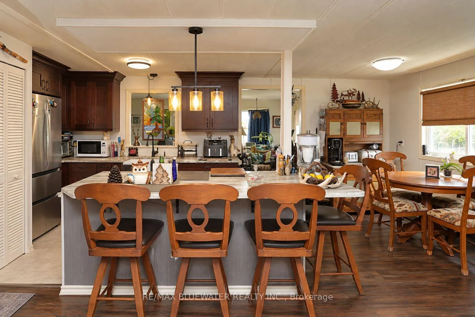 Photo 8 of 35 Pebble Beach Parkway, South Huron, Stephen — HOMEH