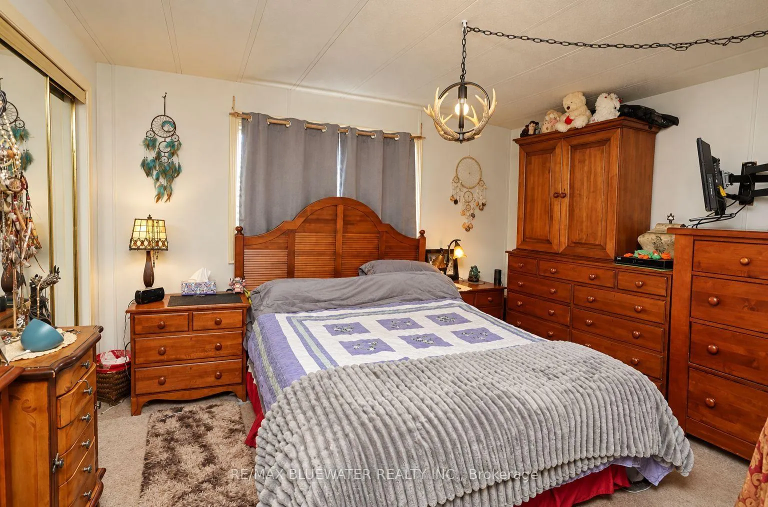 Photo 11 of 35 Pebble Beach Parkway, South Huron, Stephen — HOMEH