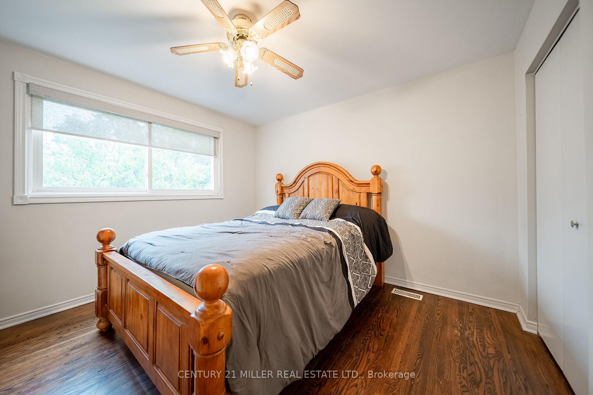 Photo 16 of 557 Trafford Crescent, Oakville, West — HOMEH