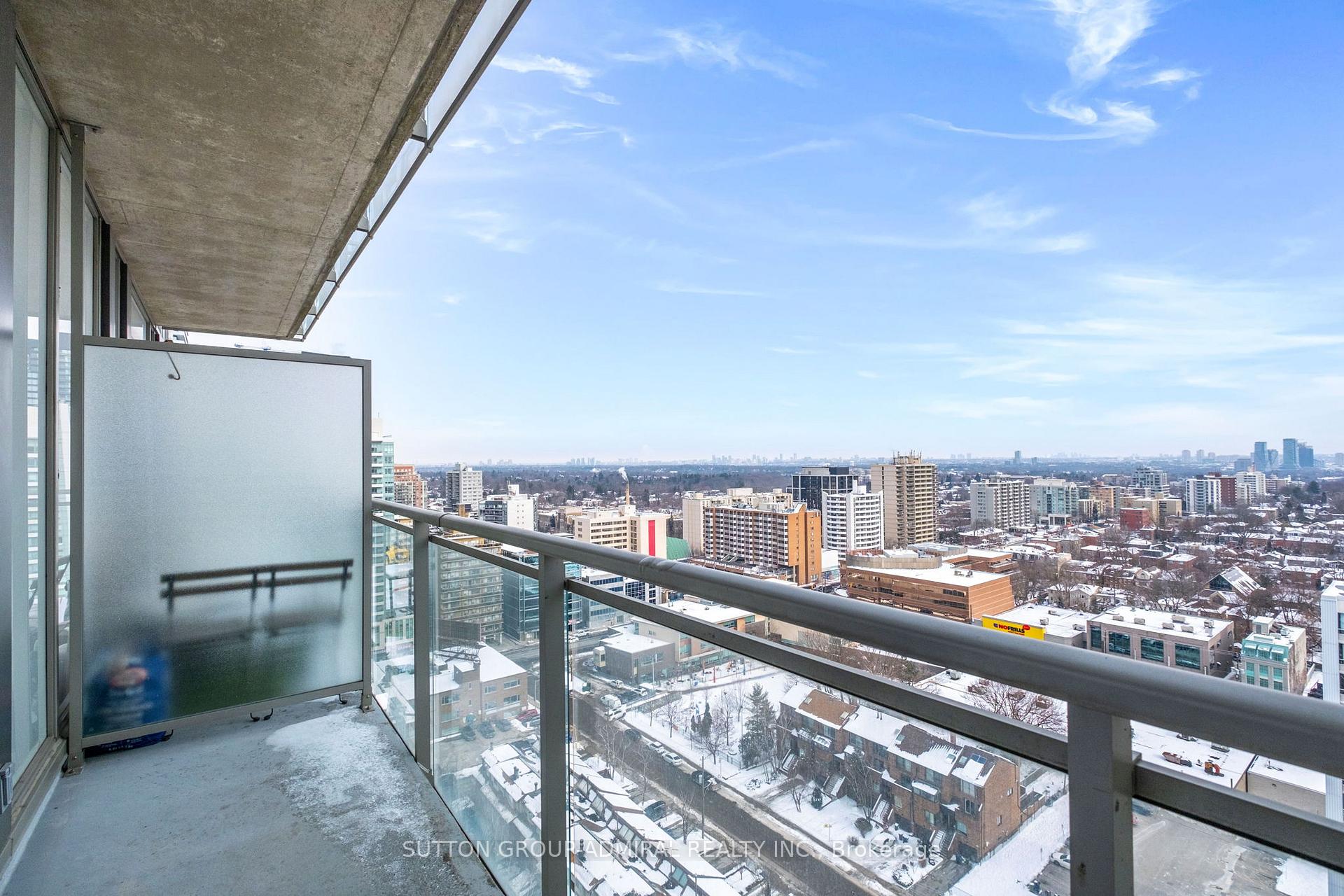 Photo 4 of Unit 1703, 83 Redpath Avenue, Toronto, Mount Pleasant West — HOMEH