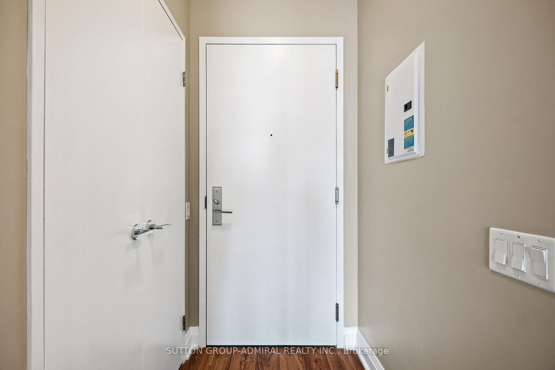 Photo 6 of Unit 1703, 83 Redpath Avenue, Toronto, Mount Pleasant West — HOMEH