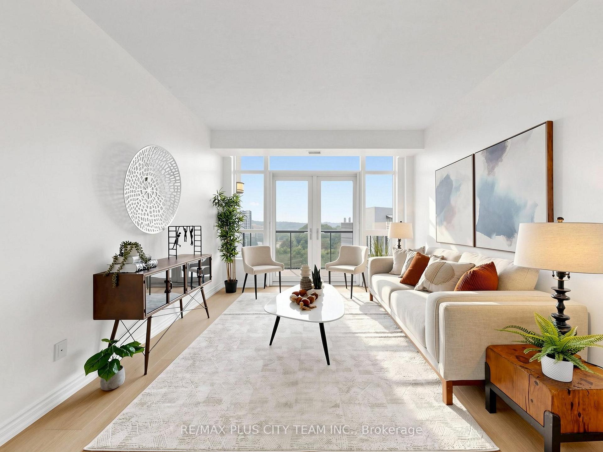 Front of Unit 1009, 1135 Royal York Road