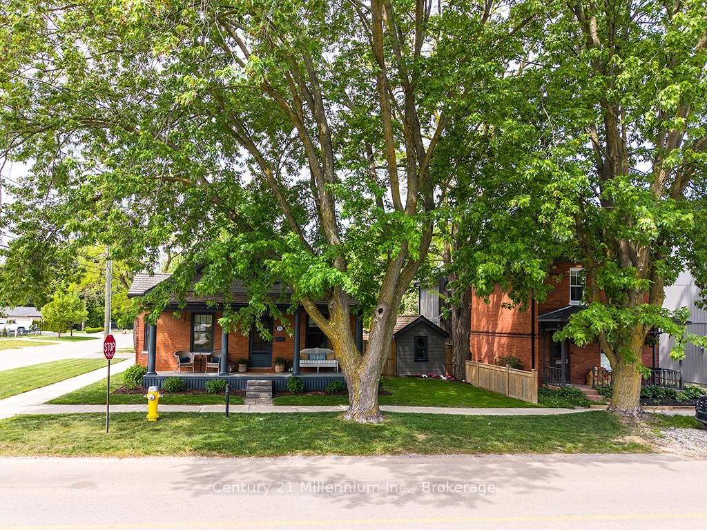 Photo 3 of 350 Birch Street, Collingwood — HOMEH