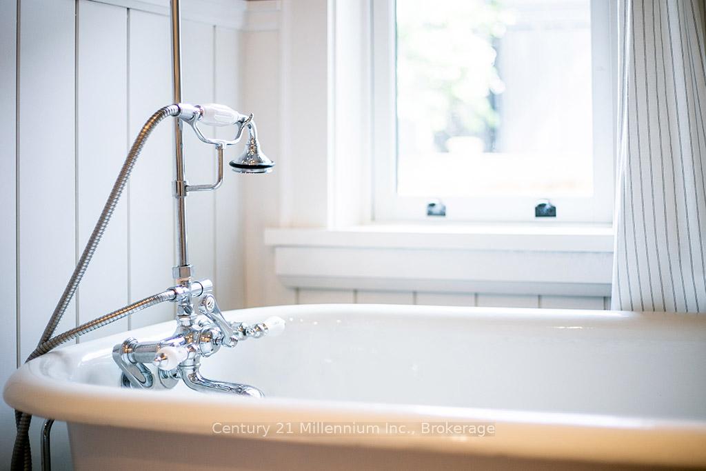 Photo 41 of 350 Birch Street, Collingwood — HOMEH