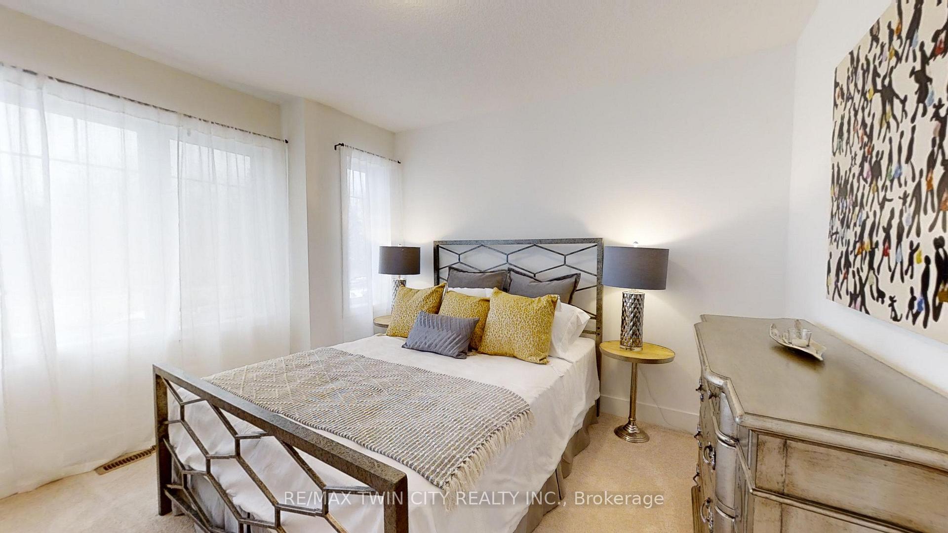 Photo 20 of 42 Julie Crescent, London, South J — HOMEH
