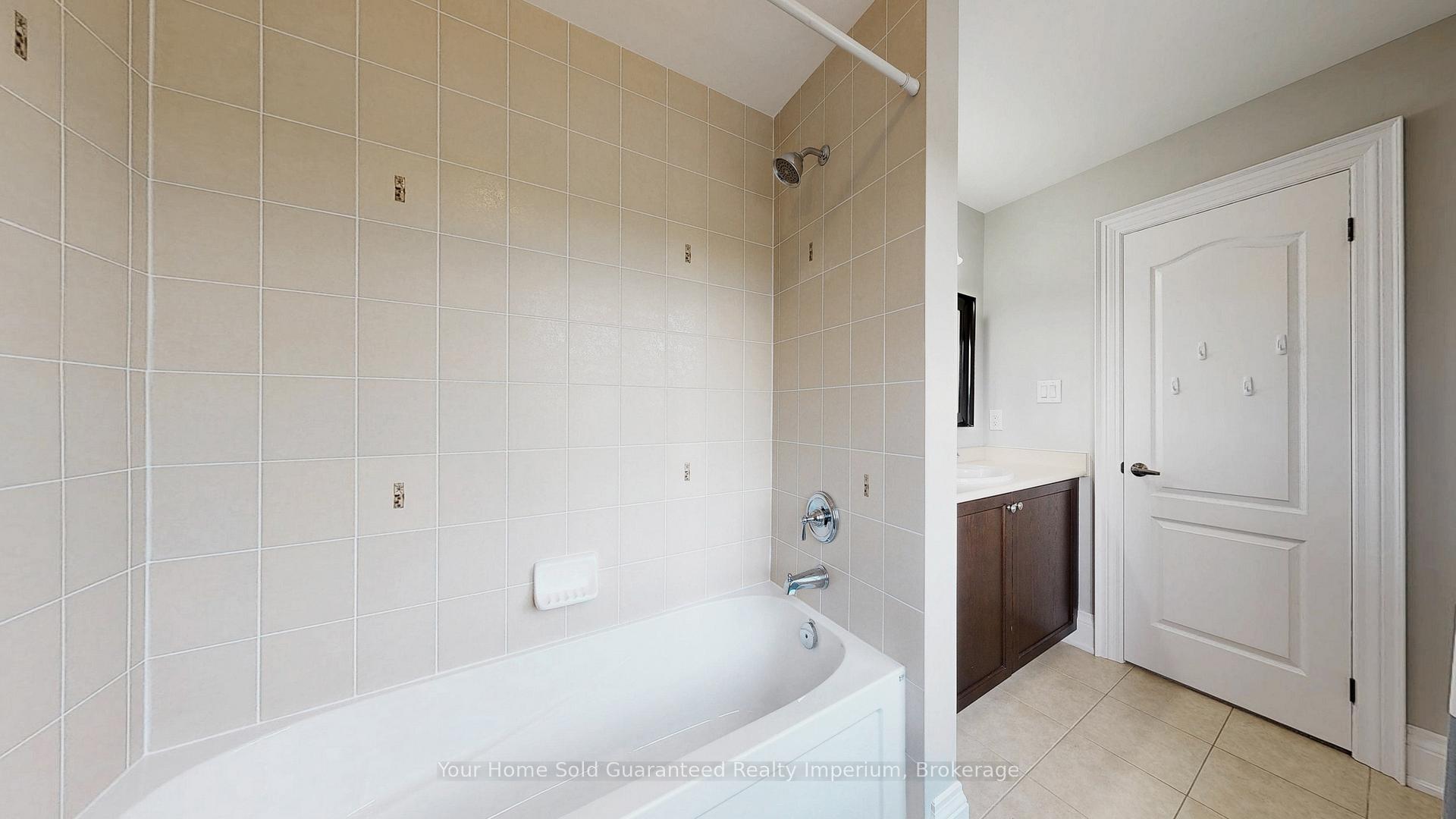 Photo 24 of 24 Wyndance Way, Uxbridge — HOMEH