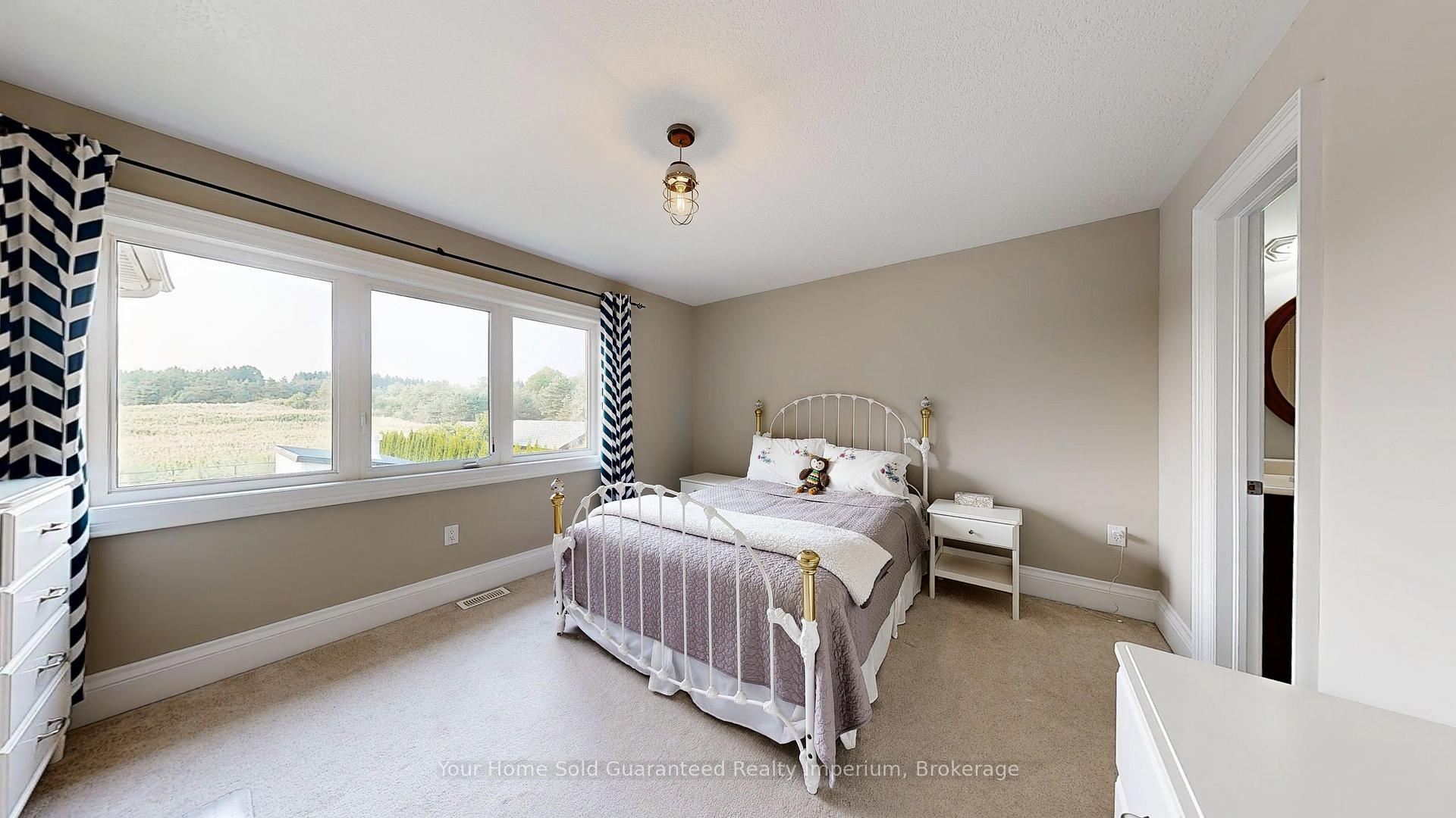 Photo 27 of 24 Wyndance Way, Uxbridge — HOMEH