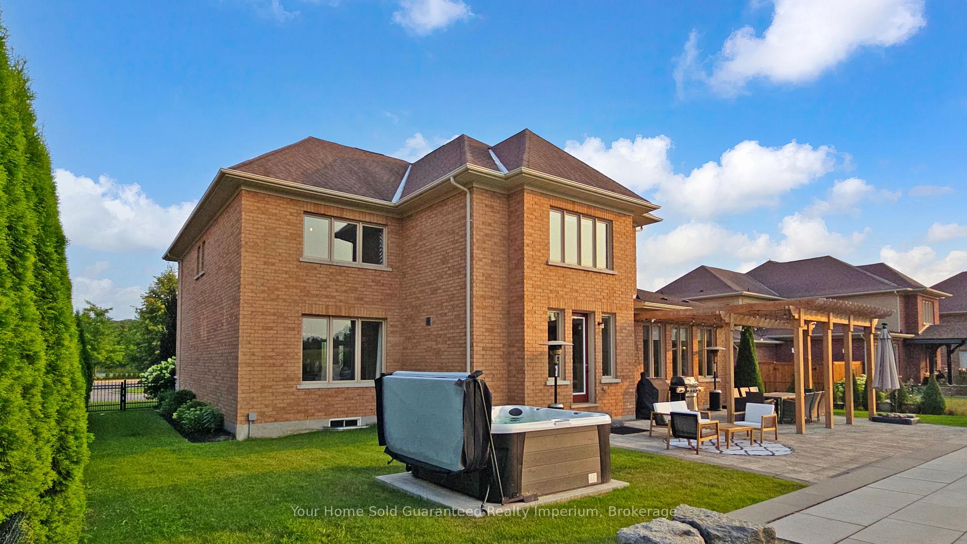 Photo 35 of 24 Wyndance Way, Uxbridge — HOMEH