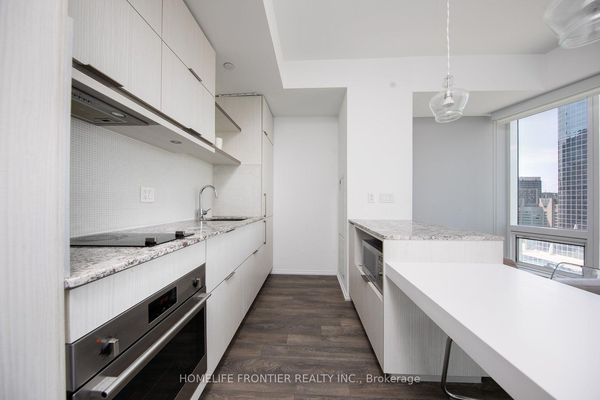 Photo 3 of Unit 1513, 197 Yonge Street, Toronto, Church-Yonge Corridor — HOMEH