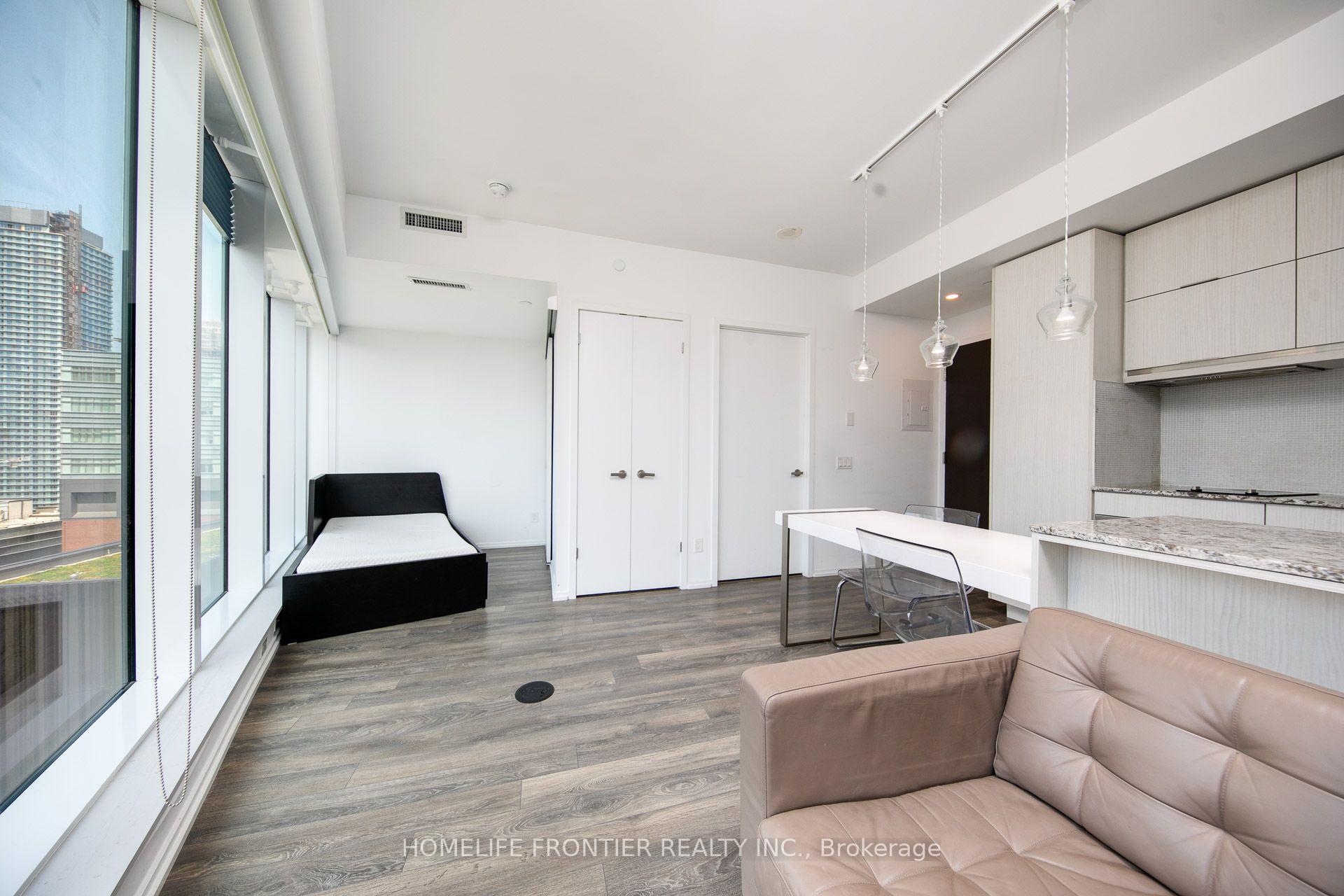 Photo 8 of Unit 1513, 197 Yonge Street, Toronto, Church-Yonge Corridor — HOMEH