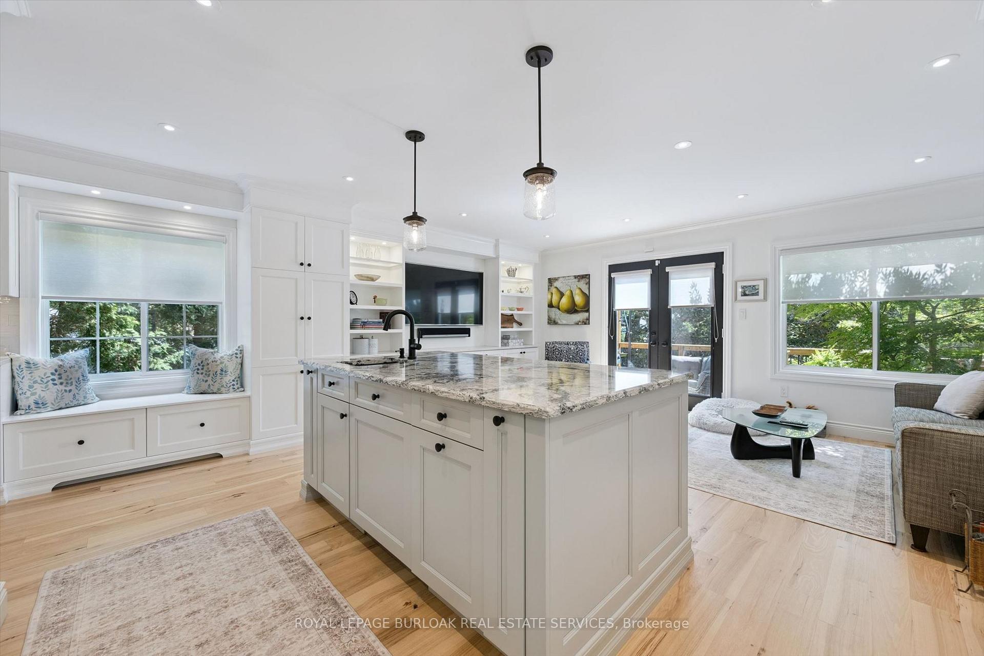 Photo 15 of Unit 5, 263 Plains Road W, Burlington, Bayview — HOMEH