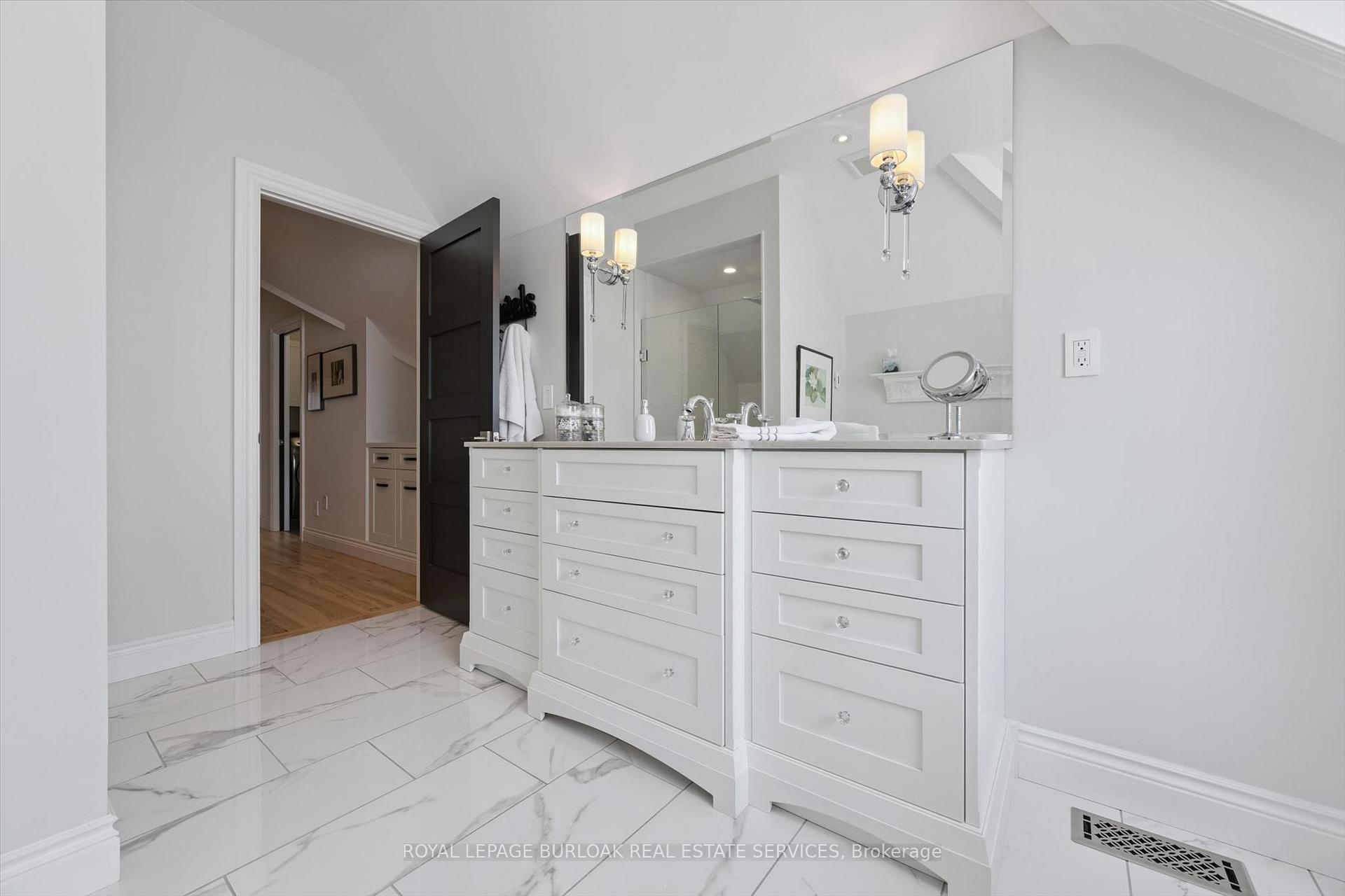 Photo 28 of Unit 5, 263 Plains Road W, Burlington, Bayview — HOMEH
