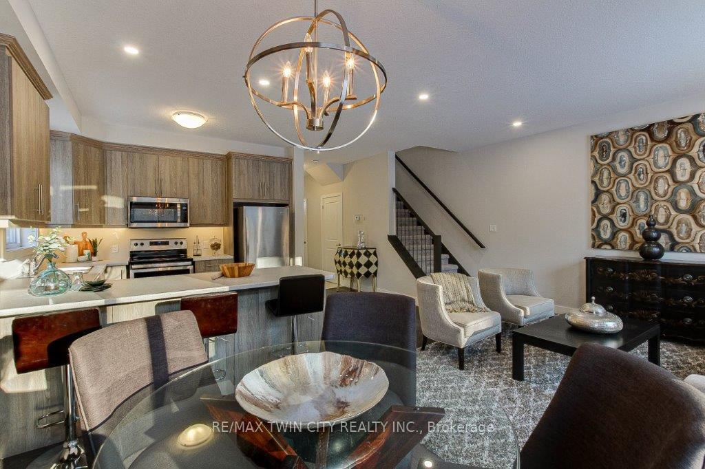 Photo 18 of 1707 Fairfield Road, London, South U — HOMEH