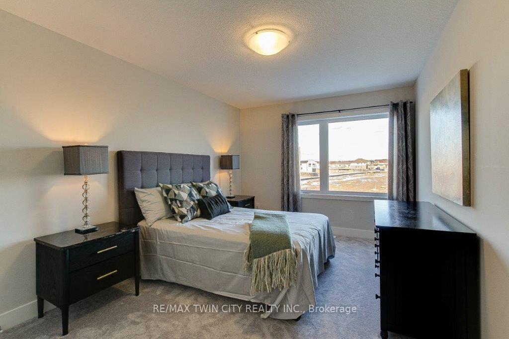 Photo 34 of 1707 Fairfield Road, London, South U — HOMEH