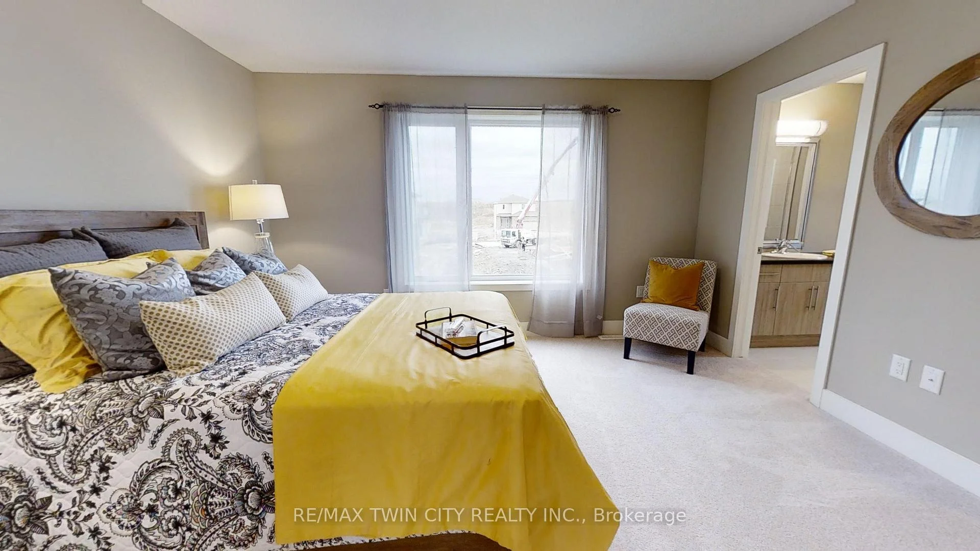 Photo 11 of 1707 Fairfield Road, London, South U — HOMEH