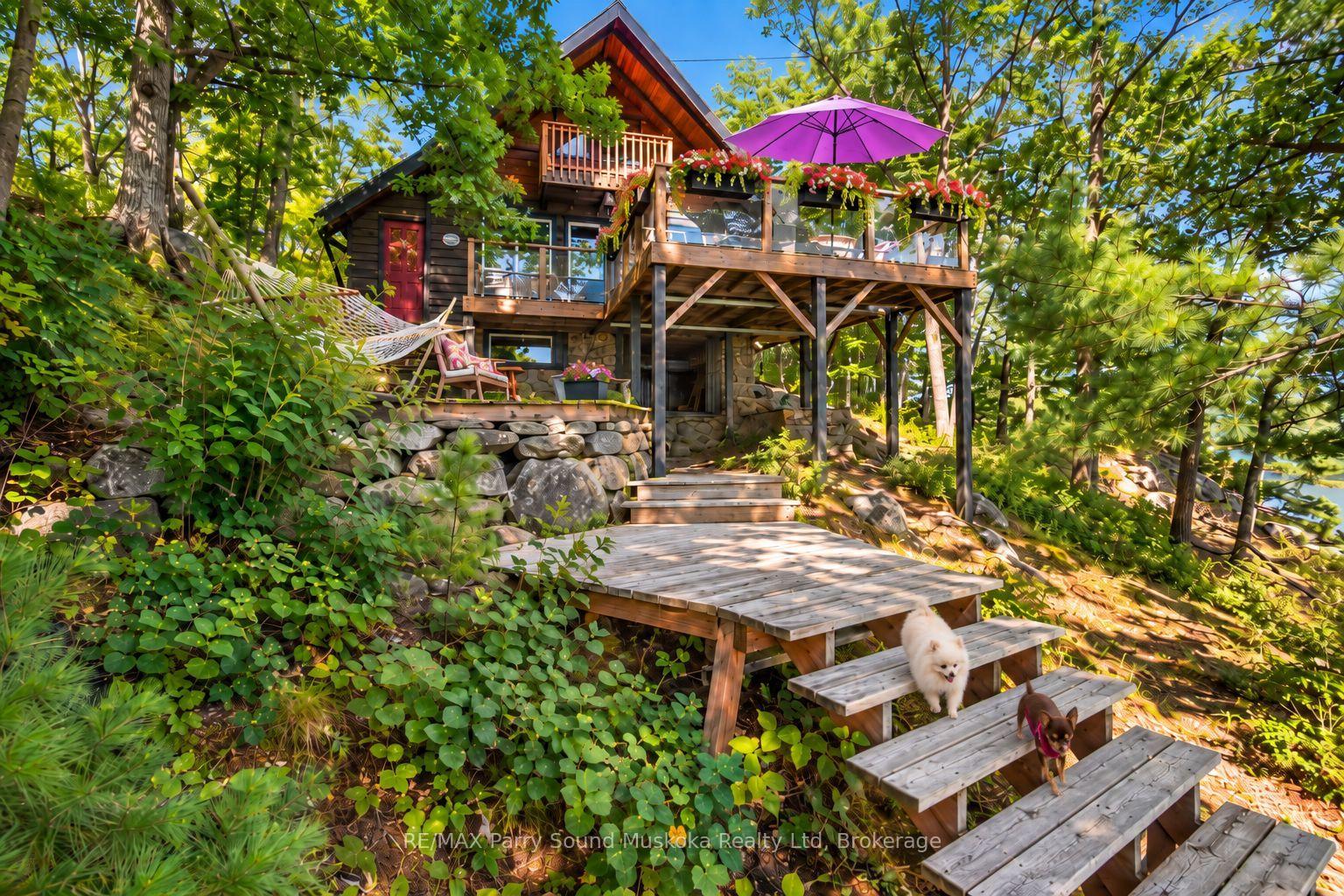 Photo 3 of 334 Healey Lake Way, The Archipelago, Archipelago South — HOMEH