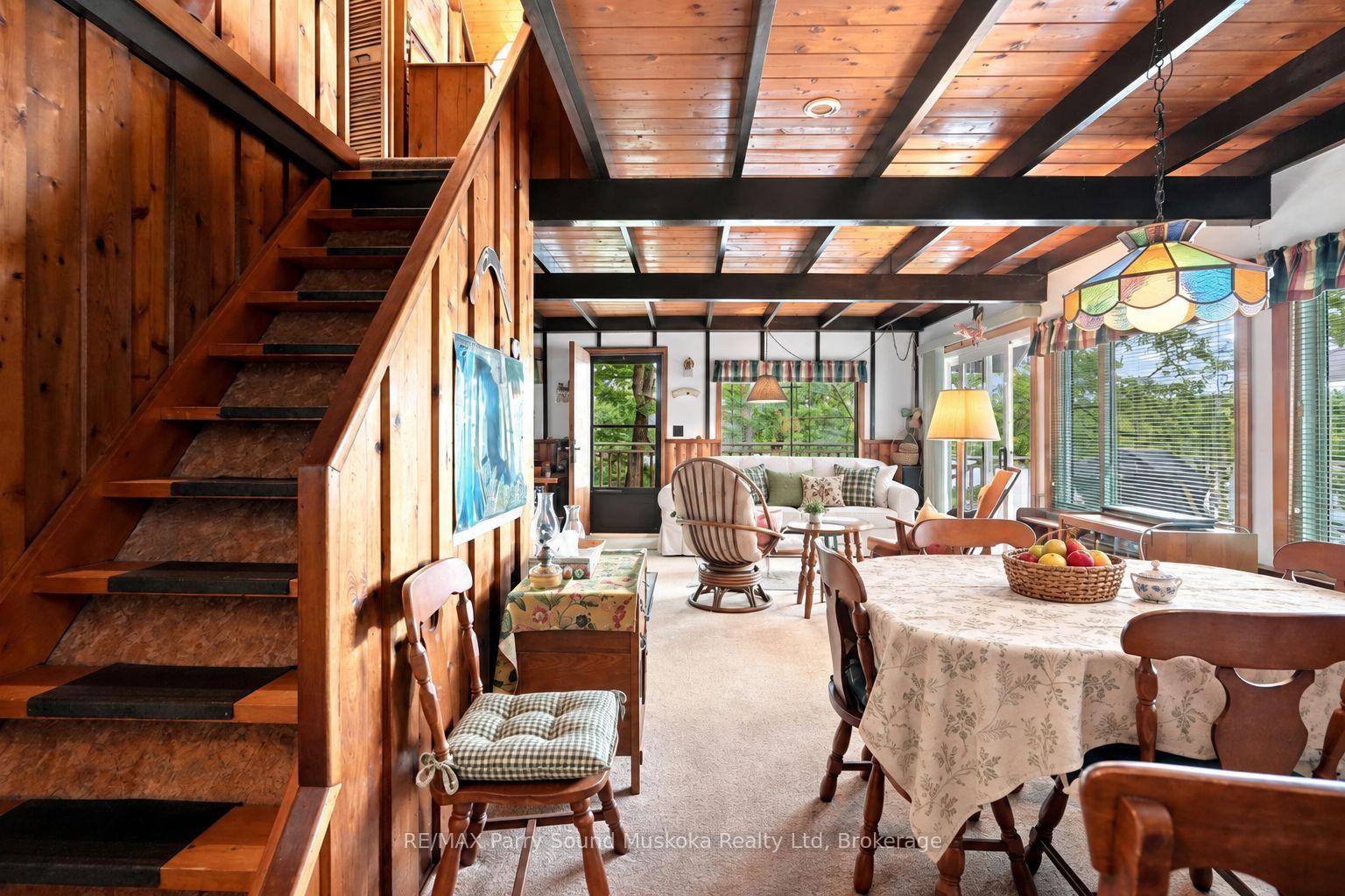 Photo 11 of 334 Healey Lake Way, The Archipelago, Archipelago South — HOMEH