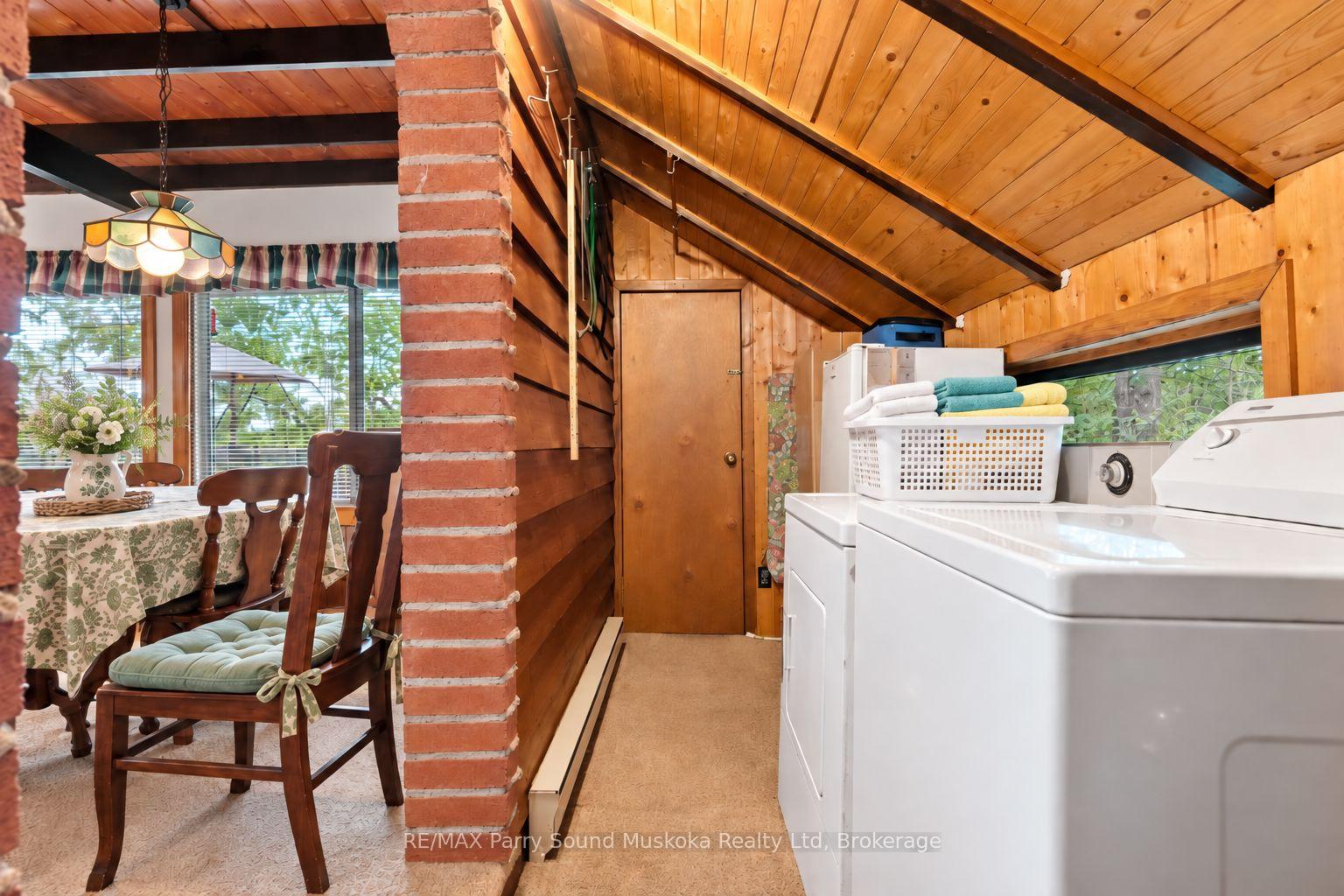 Photo 17 of 334 Healey Lake Way, The Archipelago, Archipelago South — HOMEH