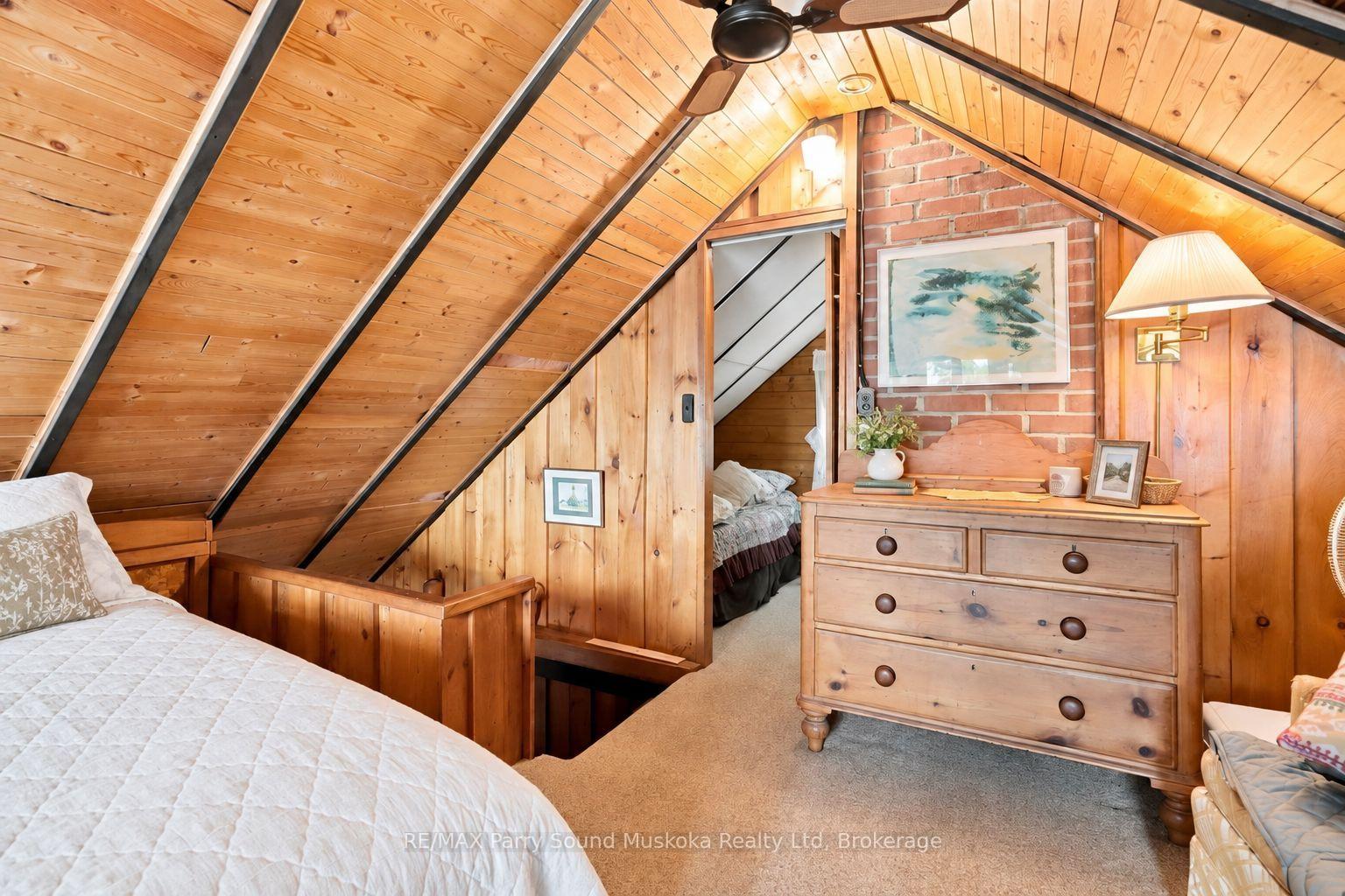Photo 19 of 334 Healey Lake Way, The Archipelago, Archipelago South — HOMEH