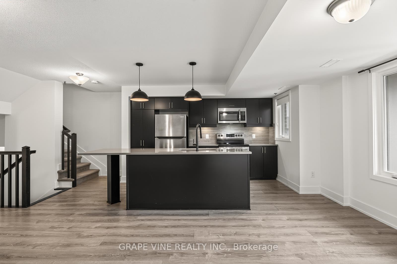 Photo 10 of Unit 216, 581 Takamose Private, Ottawa, CFB Rockcliffe and Area — HOMEH