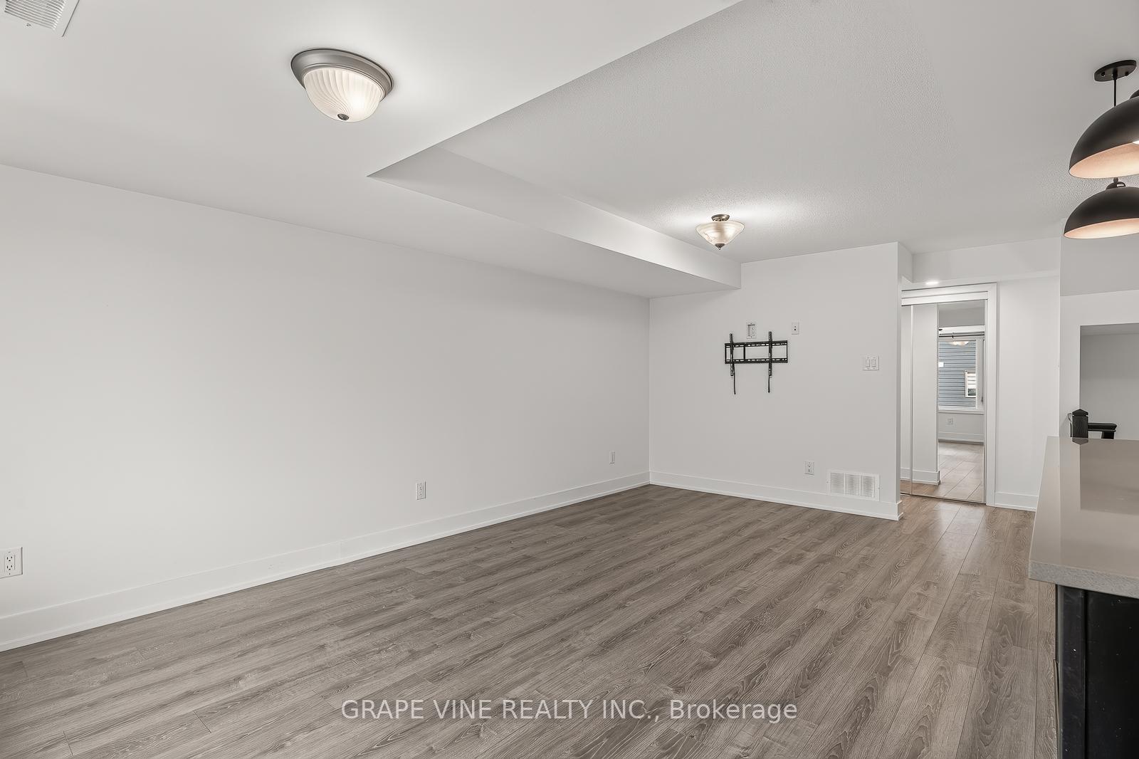 Photo 17 of Unit 216, 581 Takamose Private, Ottawa, CFB Rockcliffe and Area — HOMEH