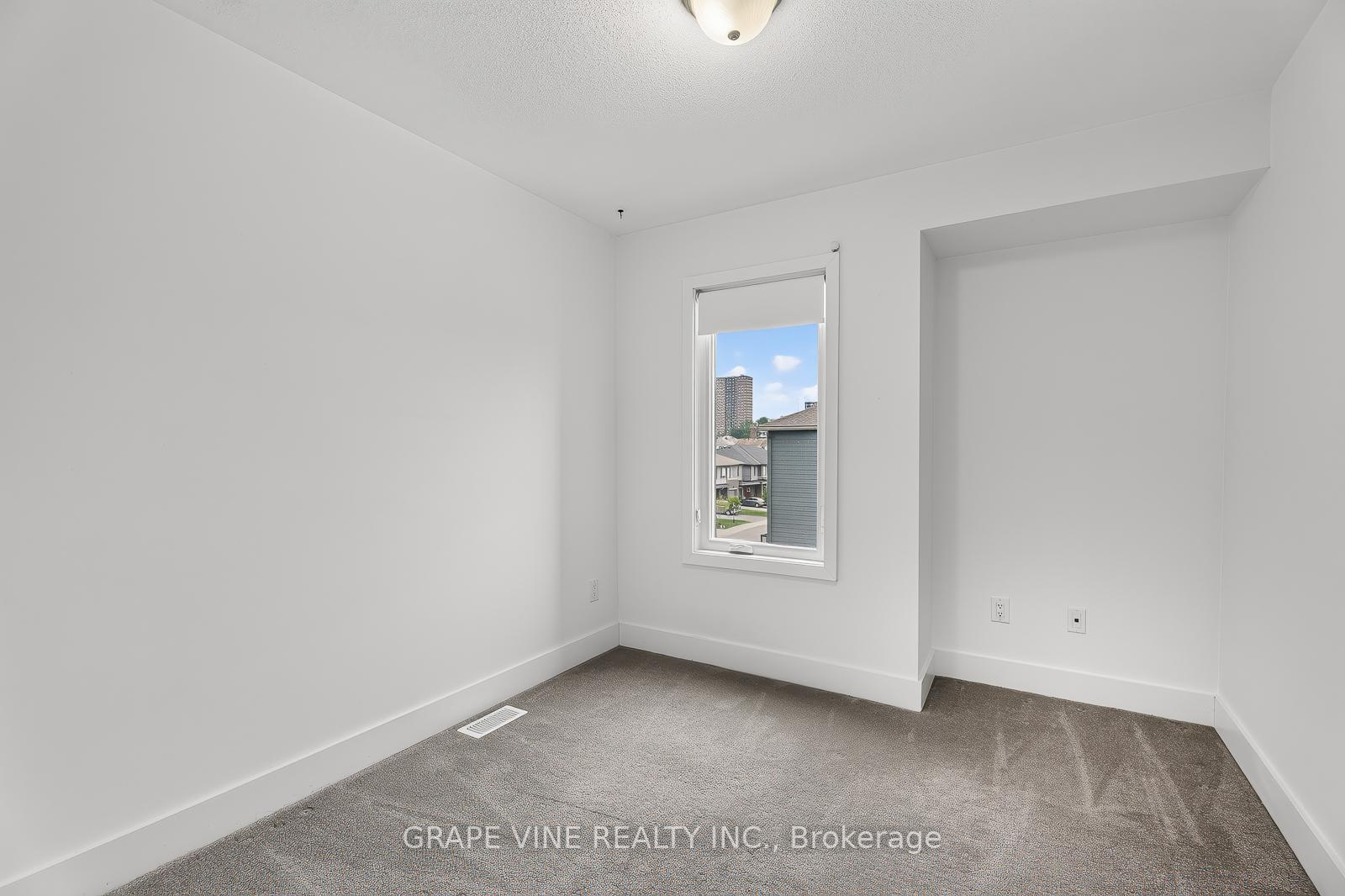 Photo 24 of Unit 216, 581 Takamose Private, Ottawa, CFB Rockcliffe and Area — HOMEH