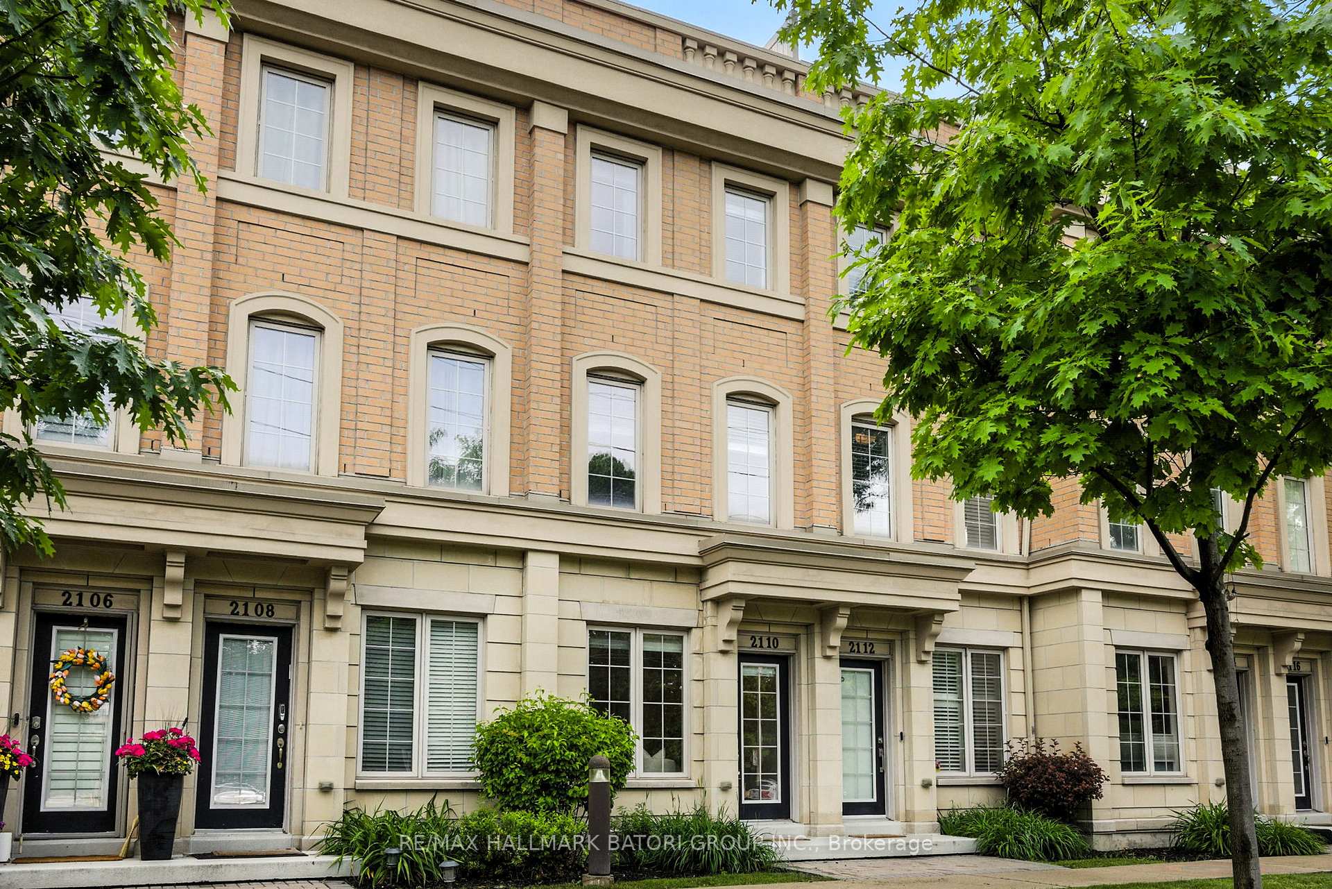 Photo 1 of 2110 Bayview Avenue, North York, Bridle Path-Sunnybrook-York Mills — HOMEH