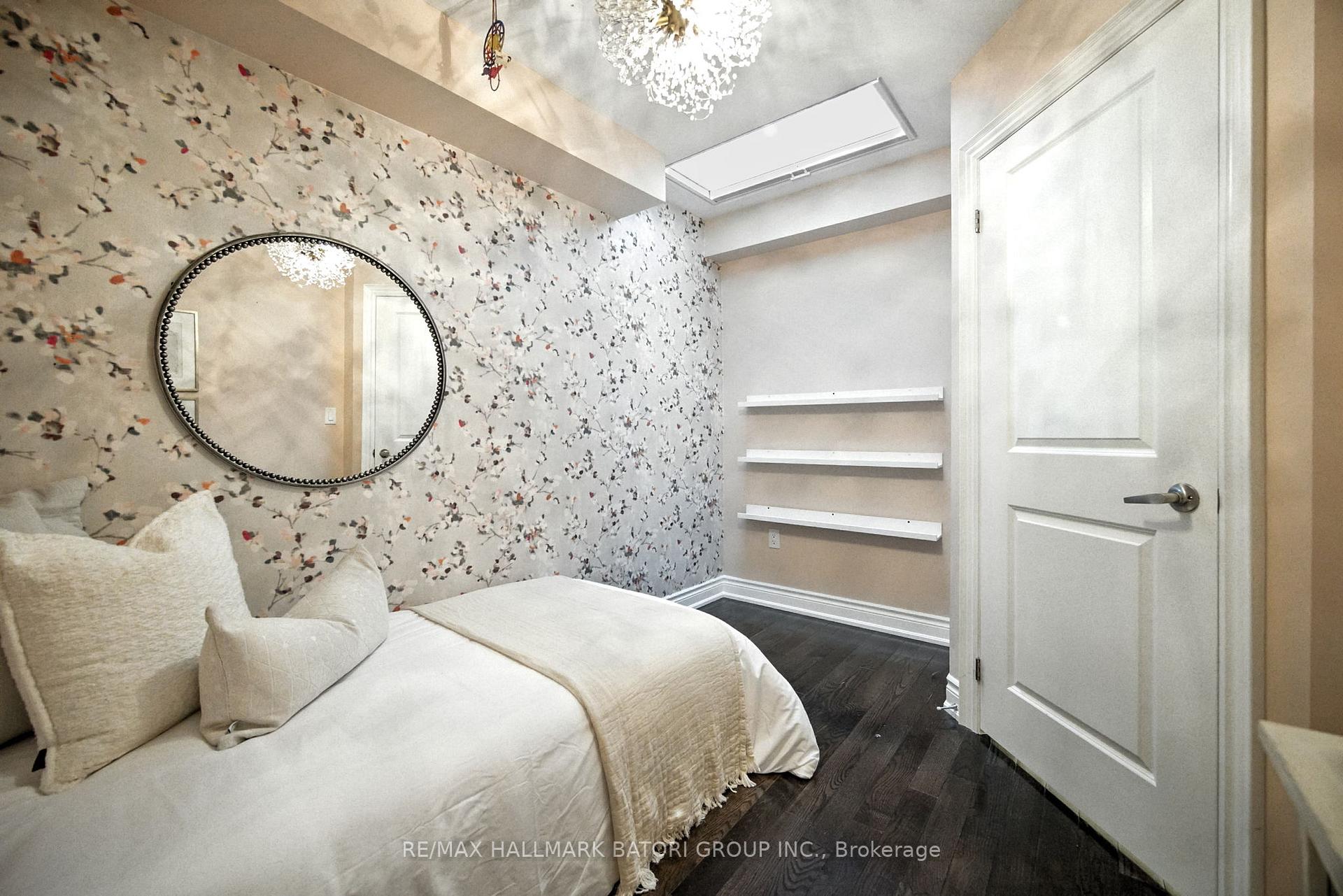 Photo 12 of 2110 Bayview Avenue, North York, Bridle Path-Sunnybrook-York Mills — HOMEH