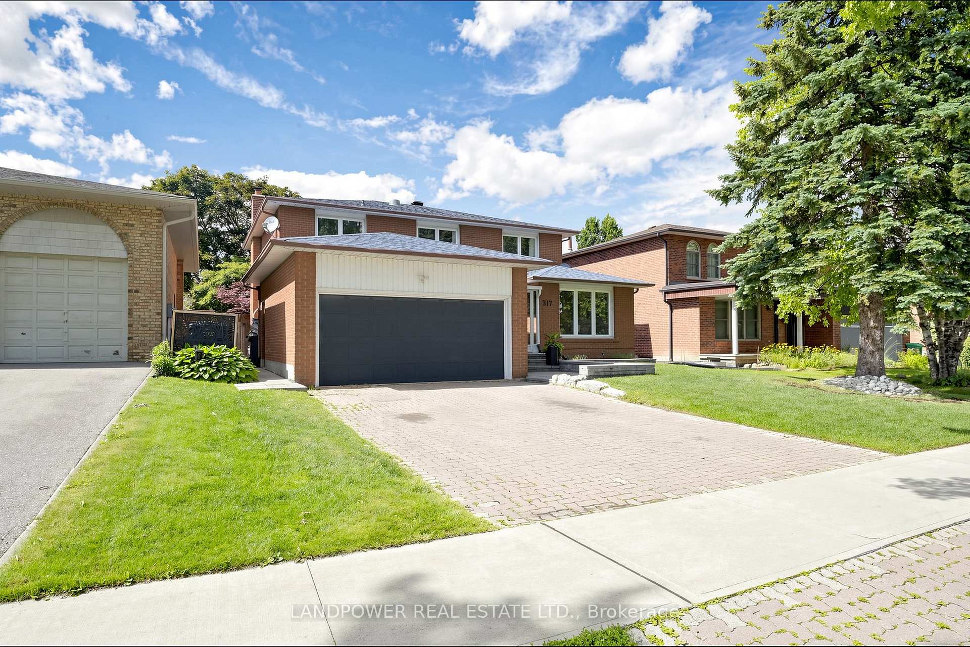 Photo 2 of 317 Paisley Boulevard W, Mississauga, Cooksville — HOMEH