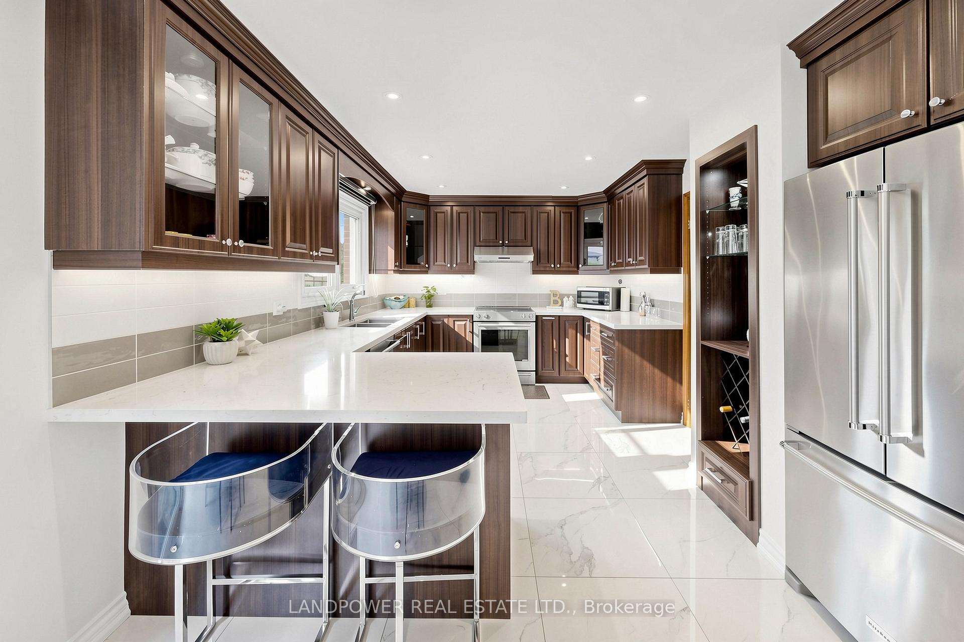 Photo 23 of 317 Paisley Boulevard W, Mississauga, Cooksville — HOMEH