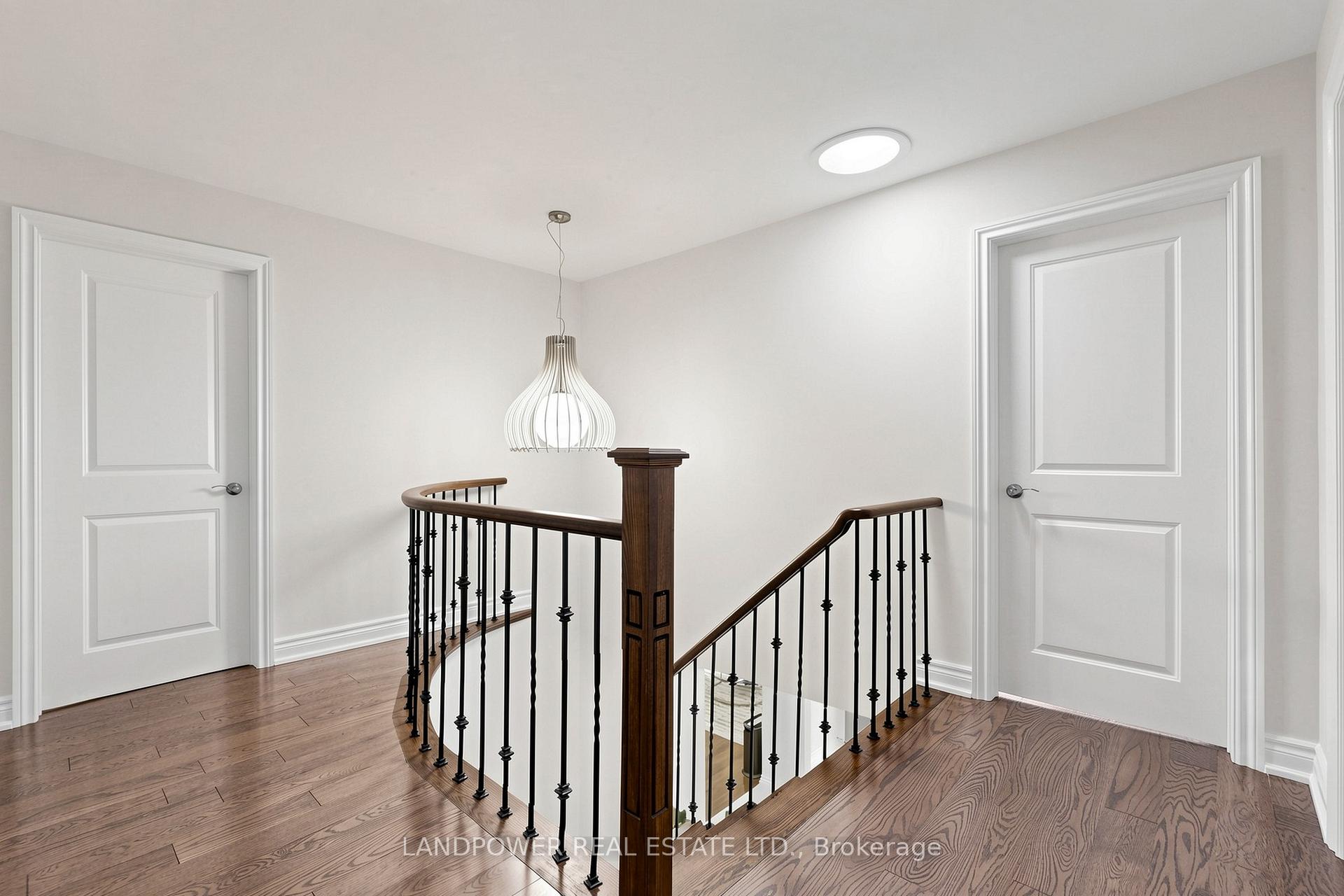 Photo 26 of 317 Paisley Boulevard W, Mississauga, Cooksville — HOMEH