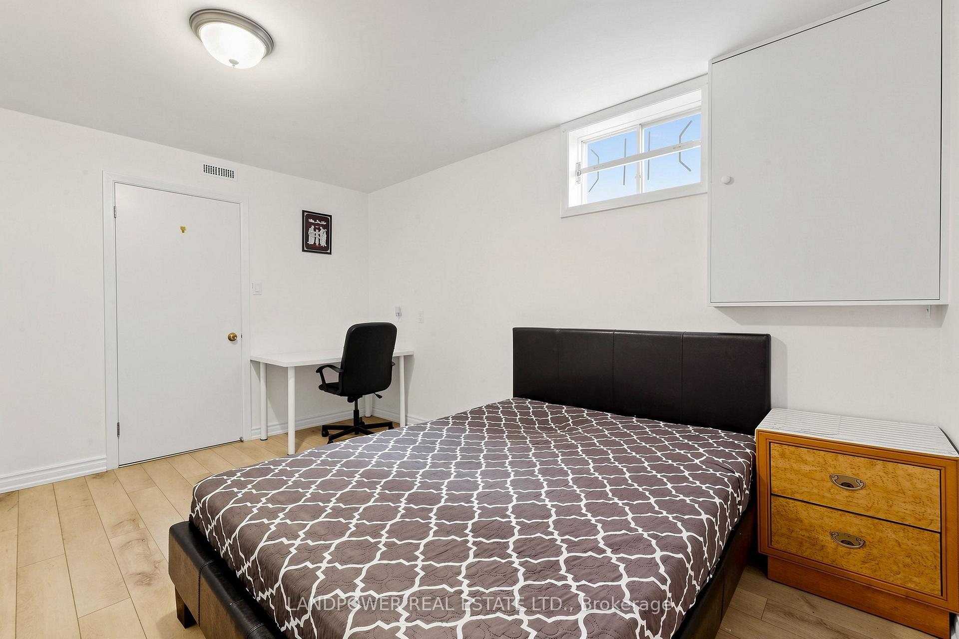 Photo 43 of 317 Paisley Boulevard W, Mississauga, Cooksville — HOMEH