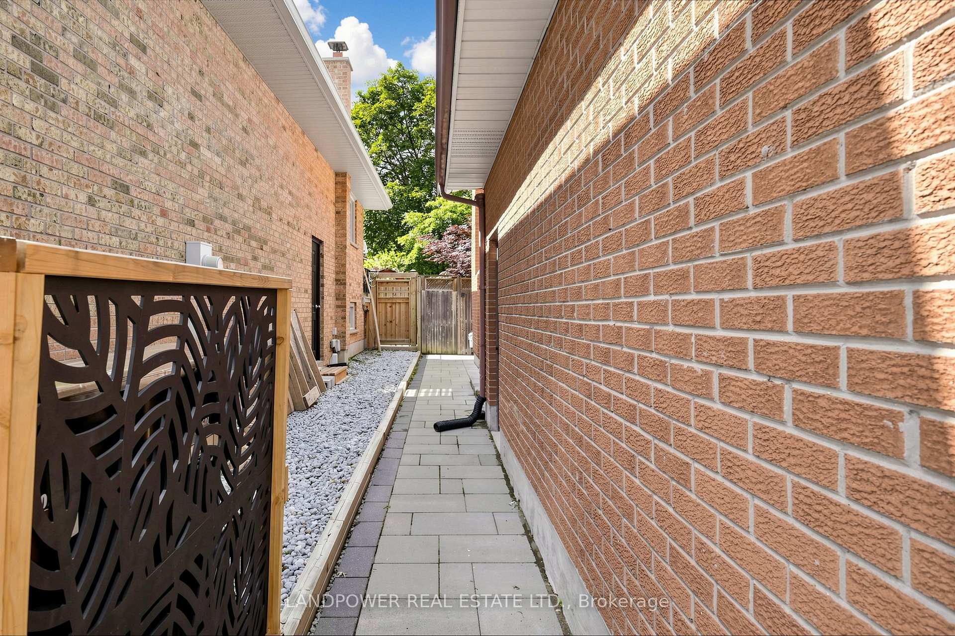 Photo 49 of 317 Paisley Boulevard W, Mississauga, Cooksville — HOMEH