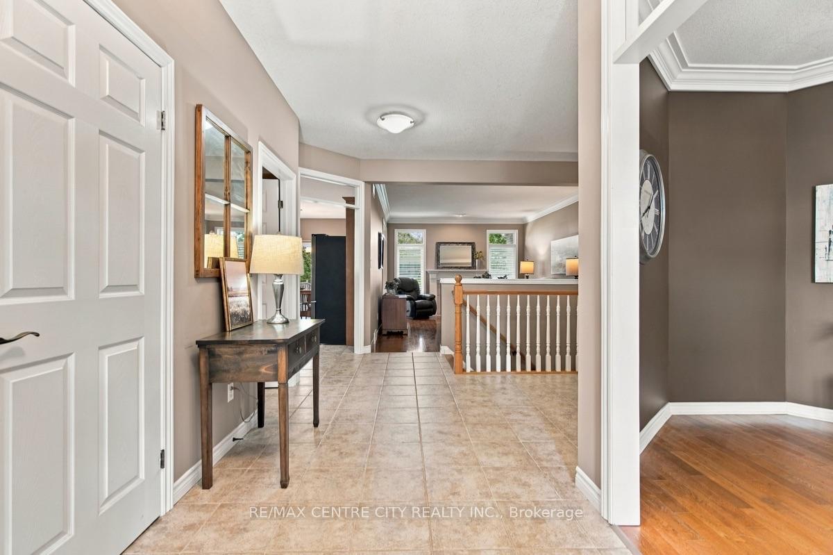 Photo 5 of 68 Willow Ridge Road, Middlesex Centre, Ilderton — HOMEH