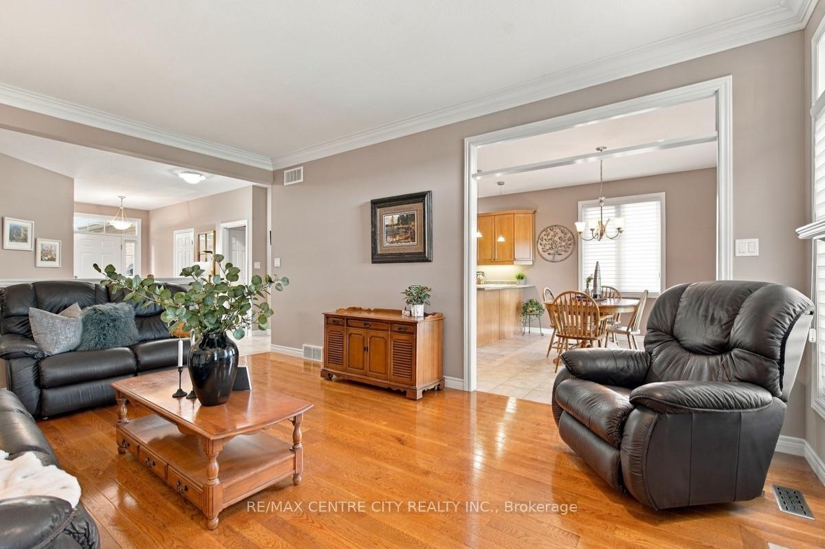 Photo 12 of 68 Willow Ridge Road, Middlesex Centre, Ilderton — HOMEH