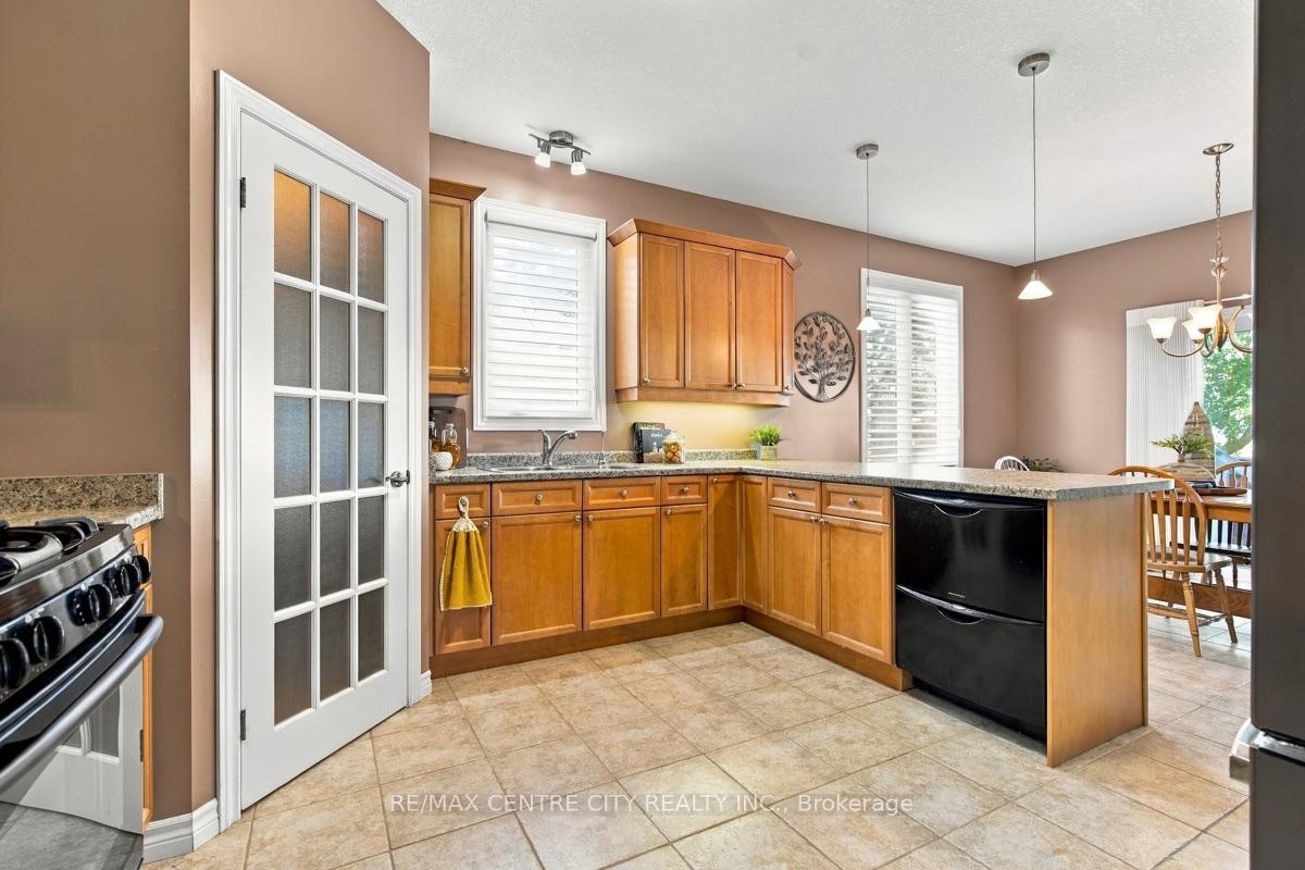Photo 17 of 68 Willow Ridge Road, Middlesex Centre, Ilderton — HOMEH