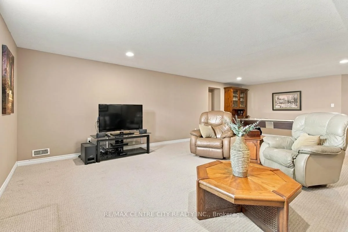 Photo 35 of 68 Willow Ridge Road, Middlesex Centre, Ilderton — HOMEH