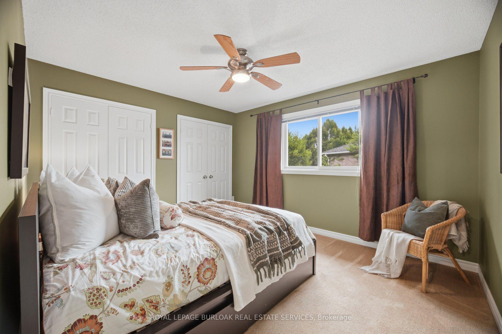 Photo 31 of 2796 Teak Crescent, Oakville, Clearview — HOMEH