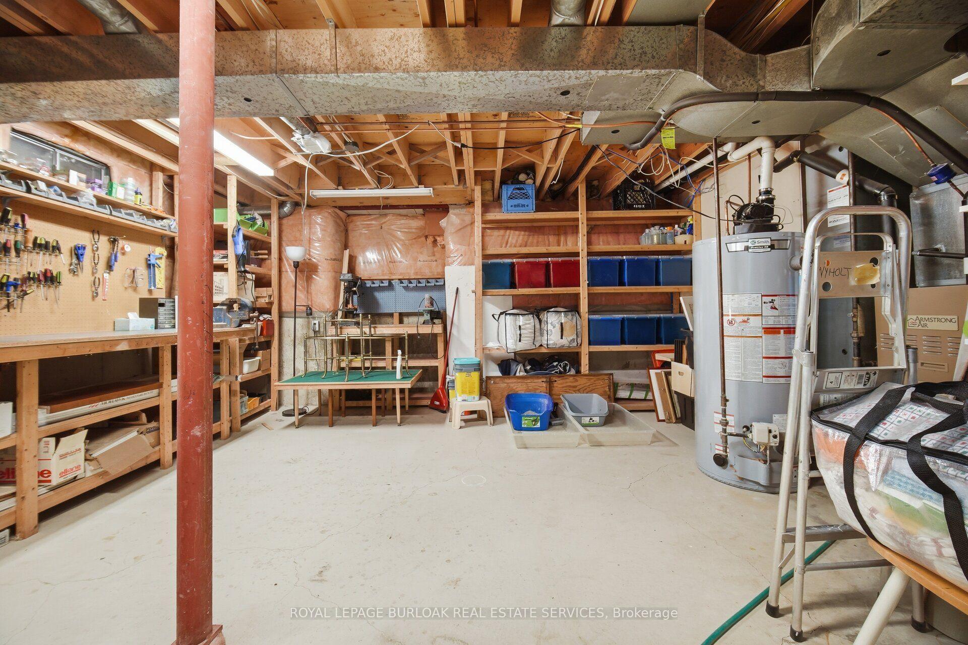 Photo 42 of 2796 Teak Crescent, Oakville, Clearview — HOMEH