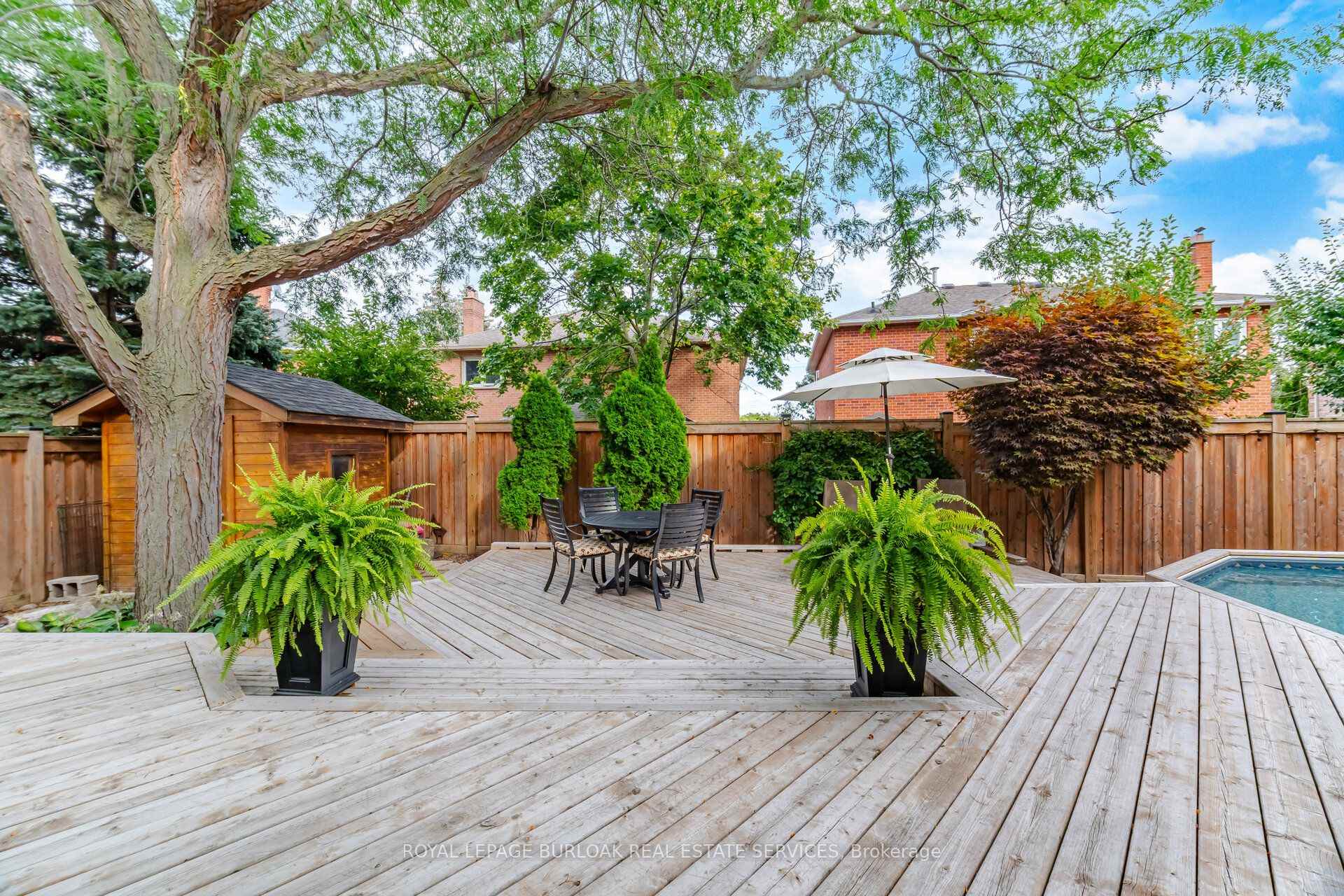 Photo 43 of 2796 Teak Crescent, Oakville, Clearview — HOMEH