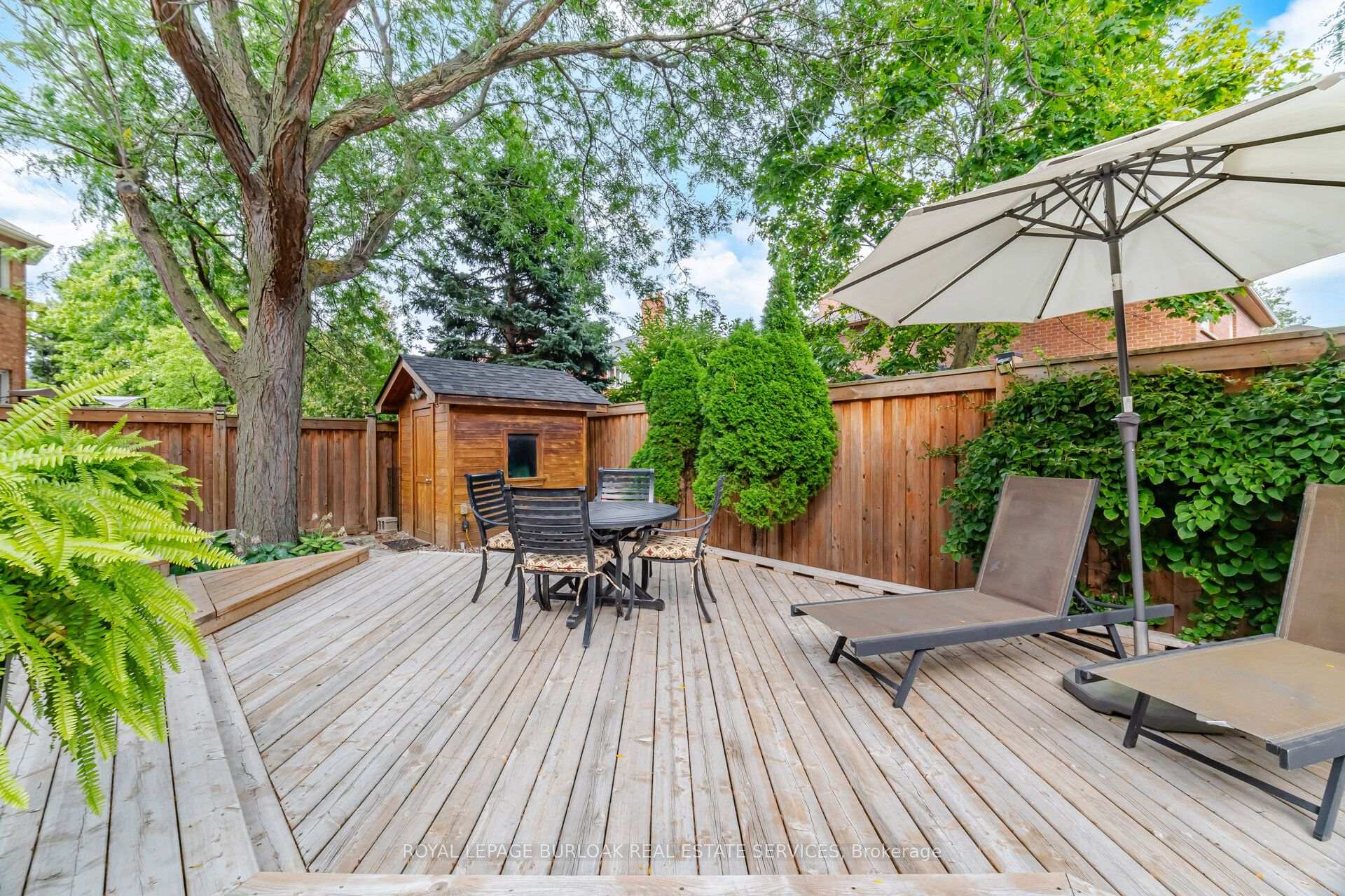 Photo 47 of 2796 Teak Crescent, Oakville, Clearview — HOMEH