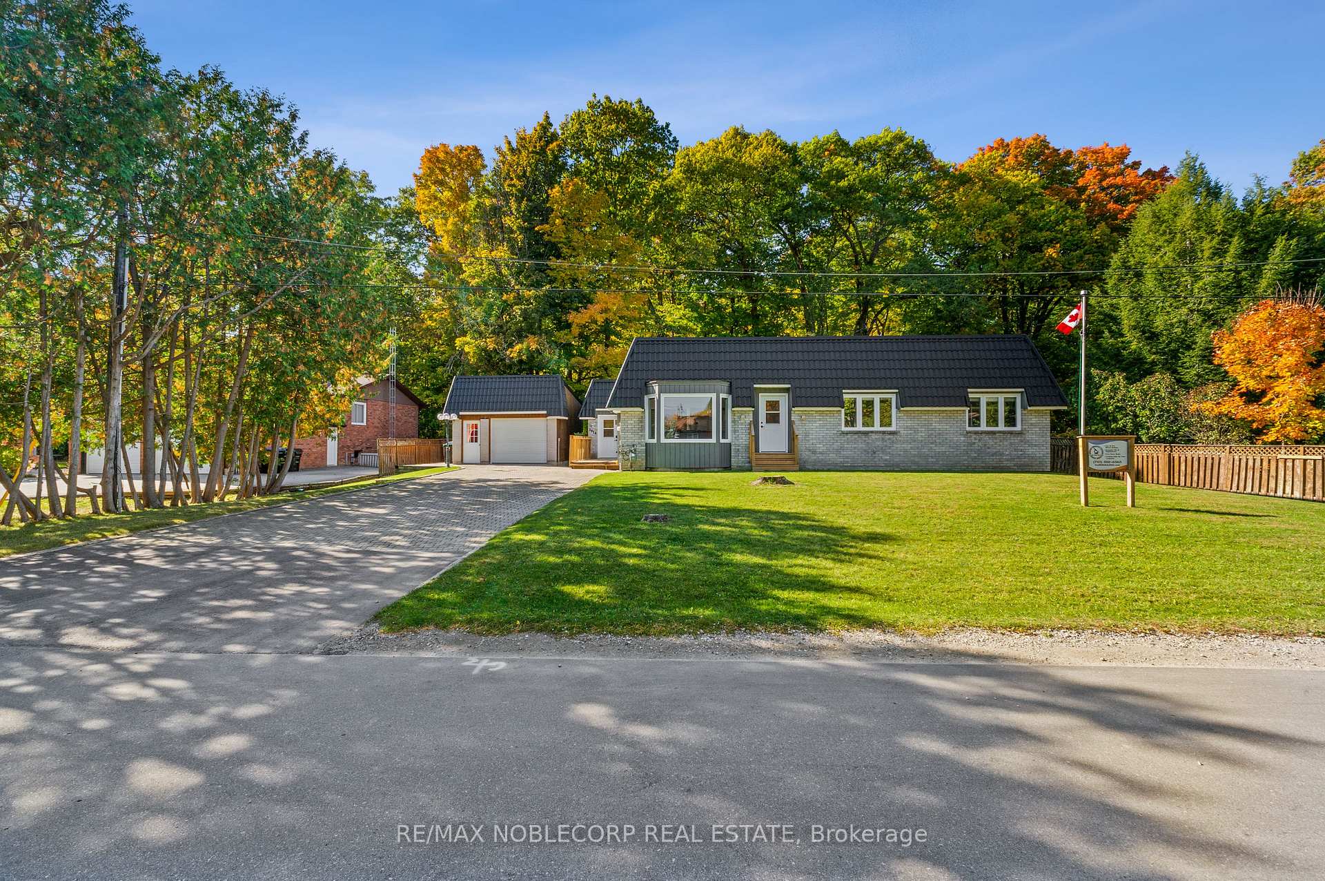 Photo 6 of 3914 Rosemary Lane, Innisfil, Rural Innisfil — HOMEH