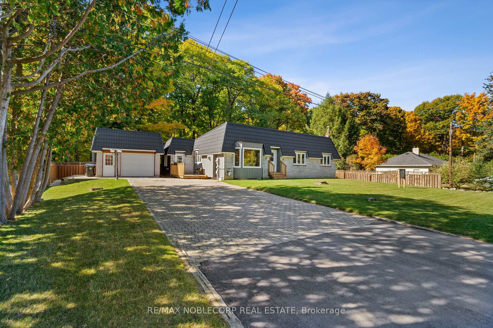 Photo 7 of 3914 Rosemary Lane, Innisfil, Rural Innisfil — HOMEH