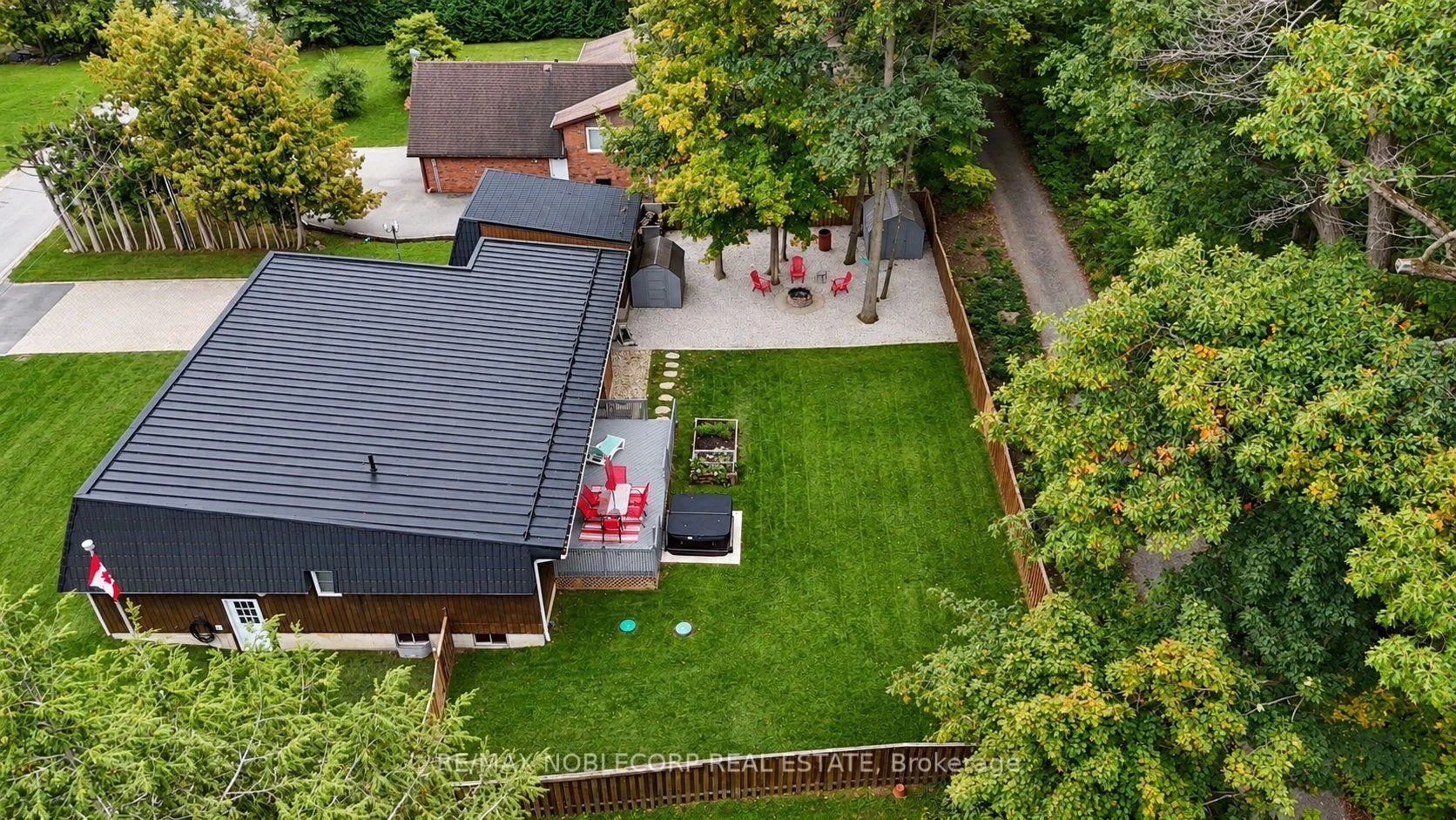 Photo 35 of 3914 Rosemary Lane, Innisfil, Rural Innisfil — HOMEH